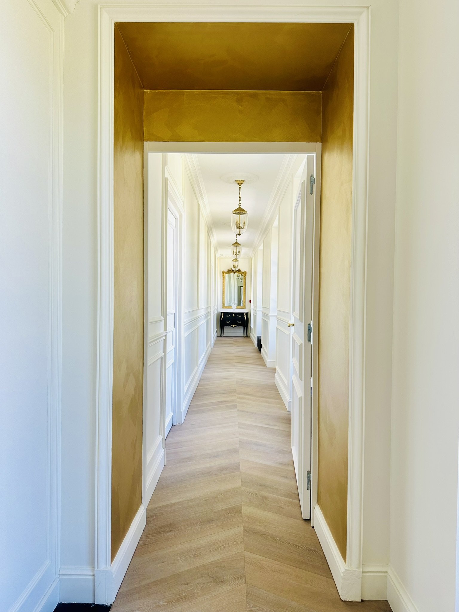 Castle-corridor-01.JPEG
