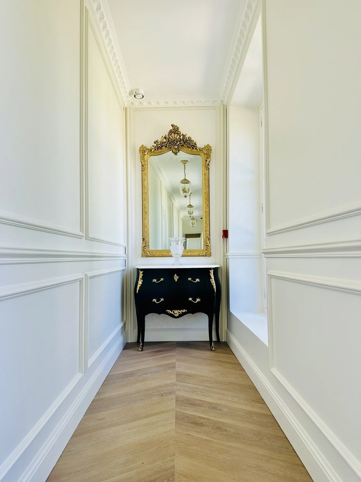 Castle-corridor-02.JPEG