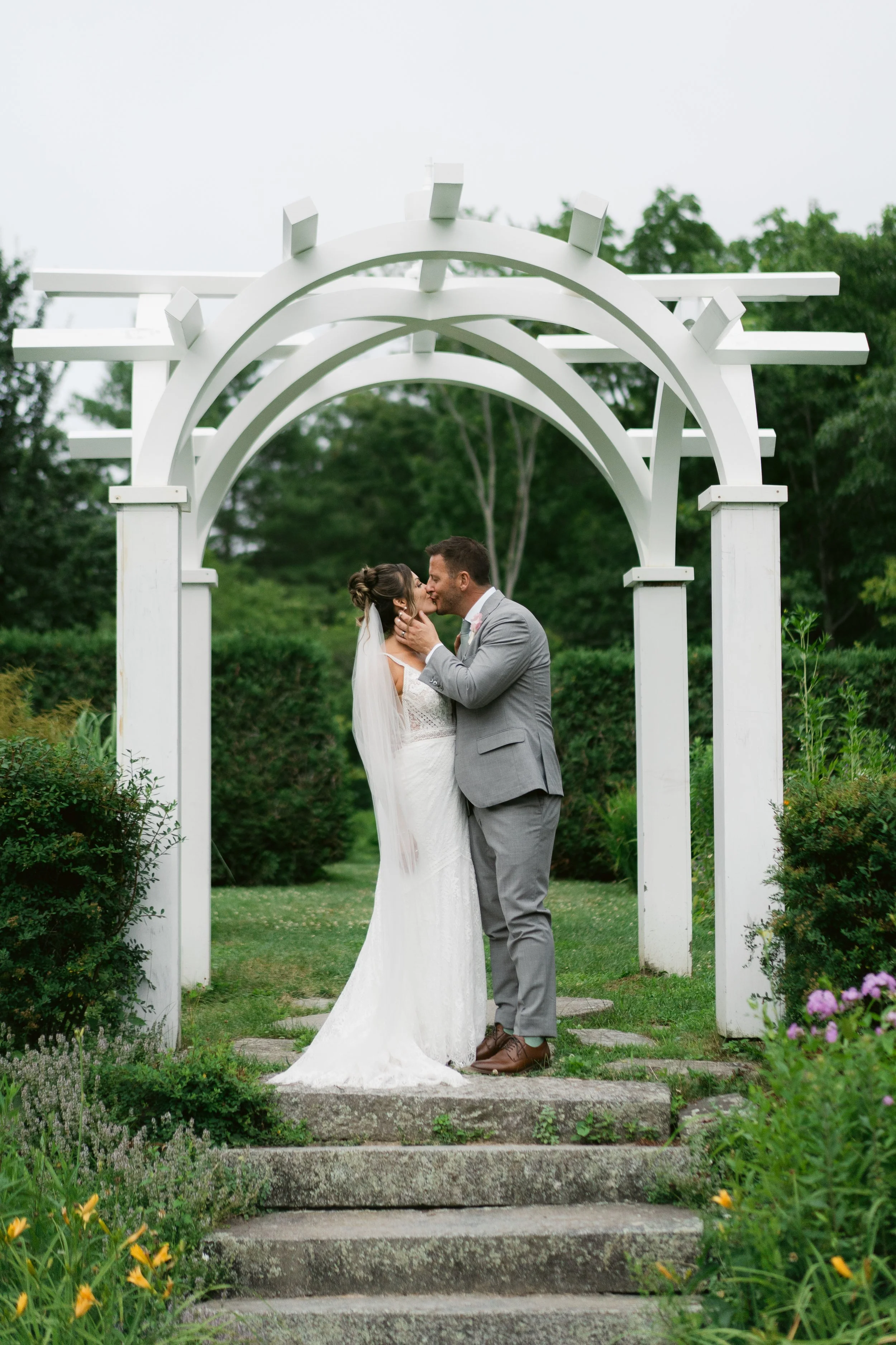 Hamilton House Wedding Photography Katherine Keenan Maine Documentary Style 25.jpg