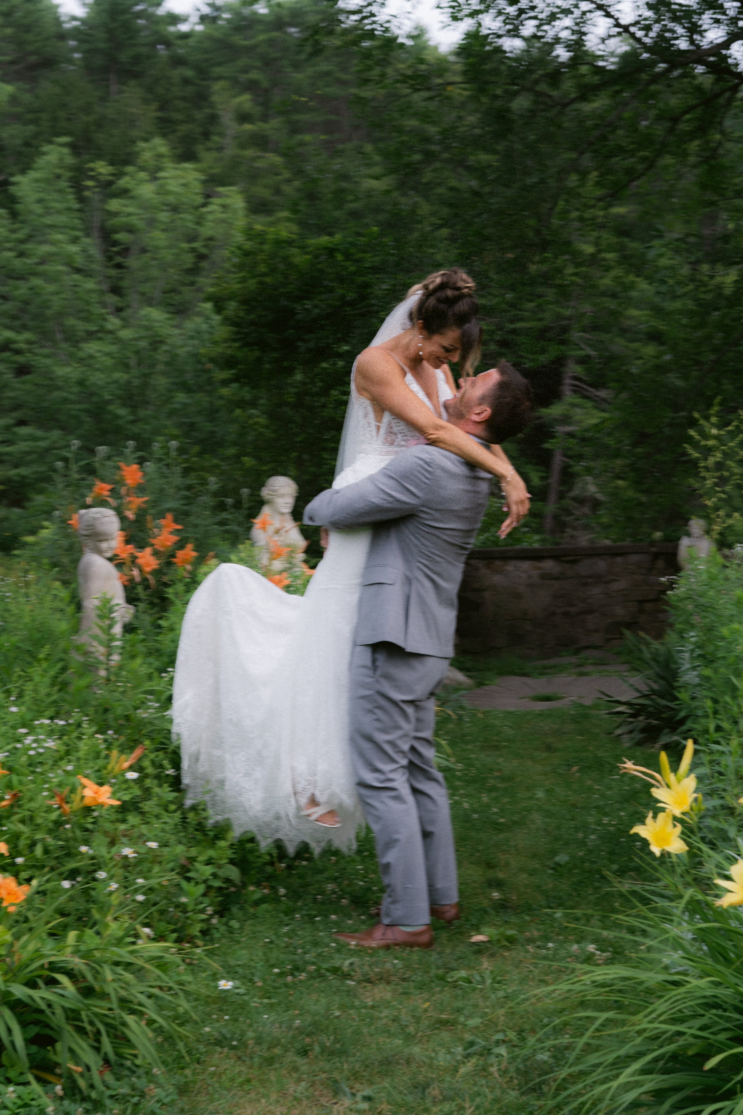 Hamilton House Wedding Photography Katherine Keenan Maine Documentary Style 27.jpg