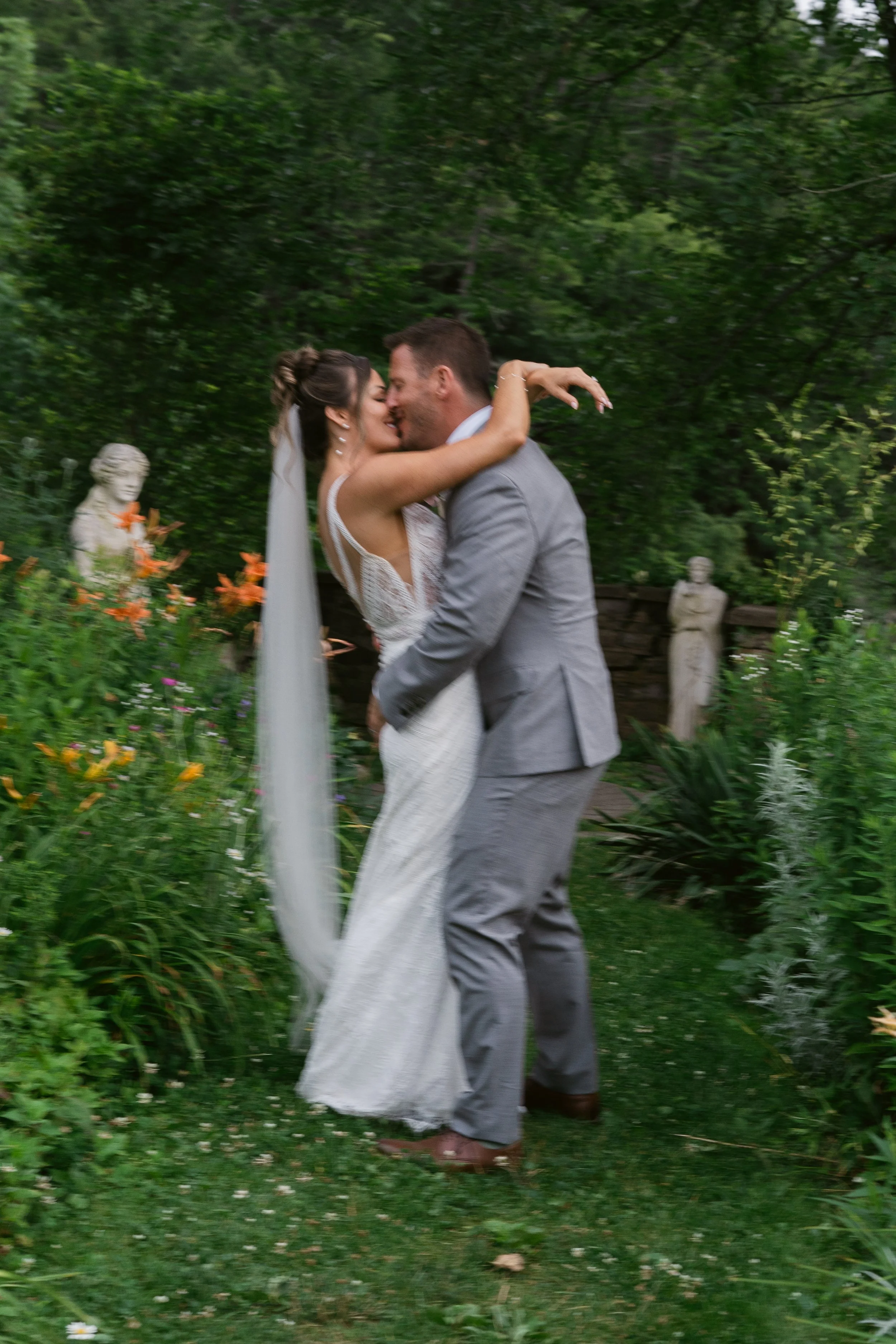 Hamilton House Wedding Photography Katherine Keenan Maine Documentary Style 26.jpg