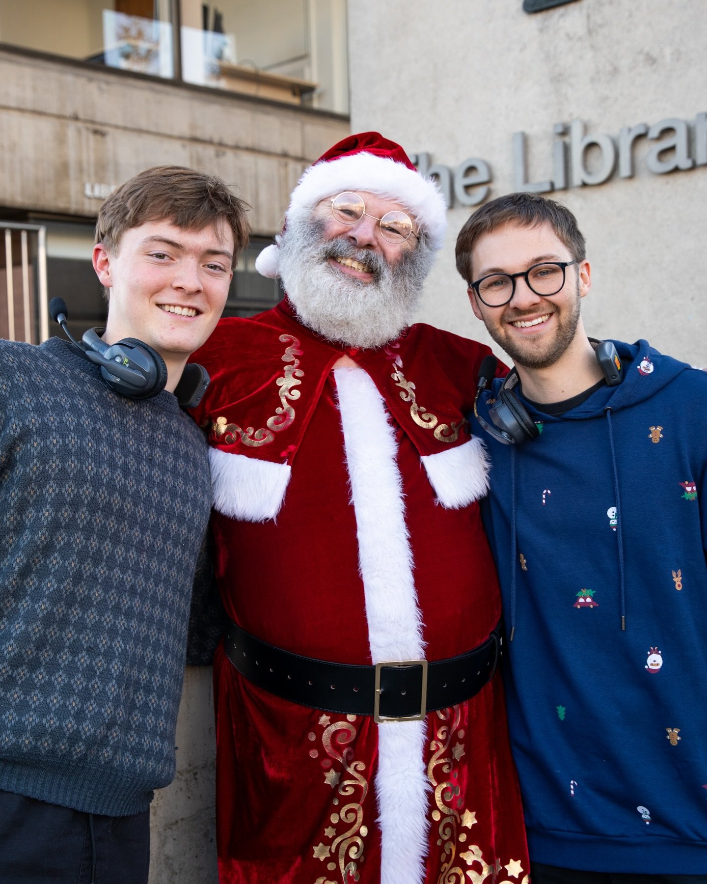 Happy Christmas from Tile Media (&amp; Santa 🎅🏼)

Our fifth year recording the @uniofeastanglia Christmas Lectures for Kids with the amazing UEA Events team! 🎟️

We&rsquo;re taking some time off and will be back in the new year! ✨ Wishing all of o