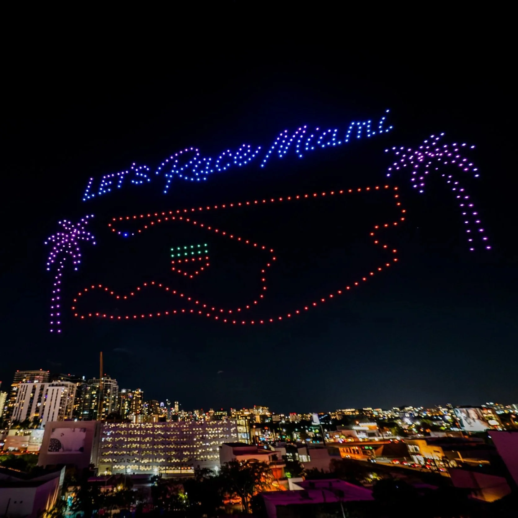 TAG FORMULA 1 DRONE SHOW