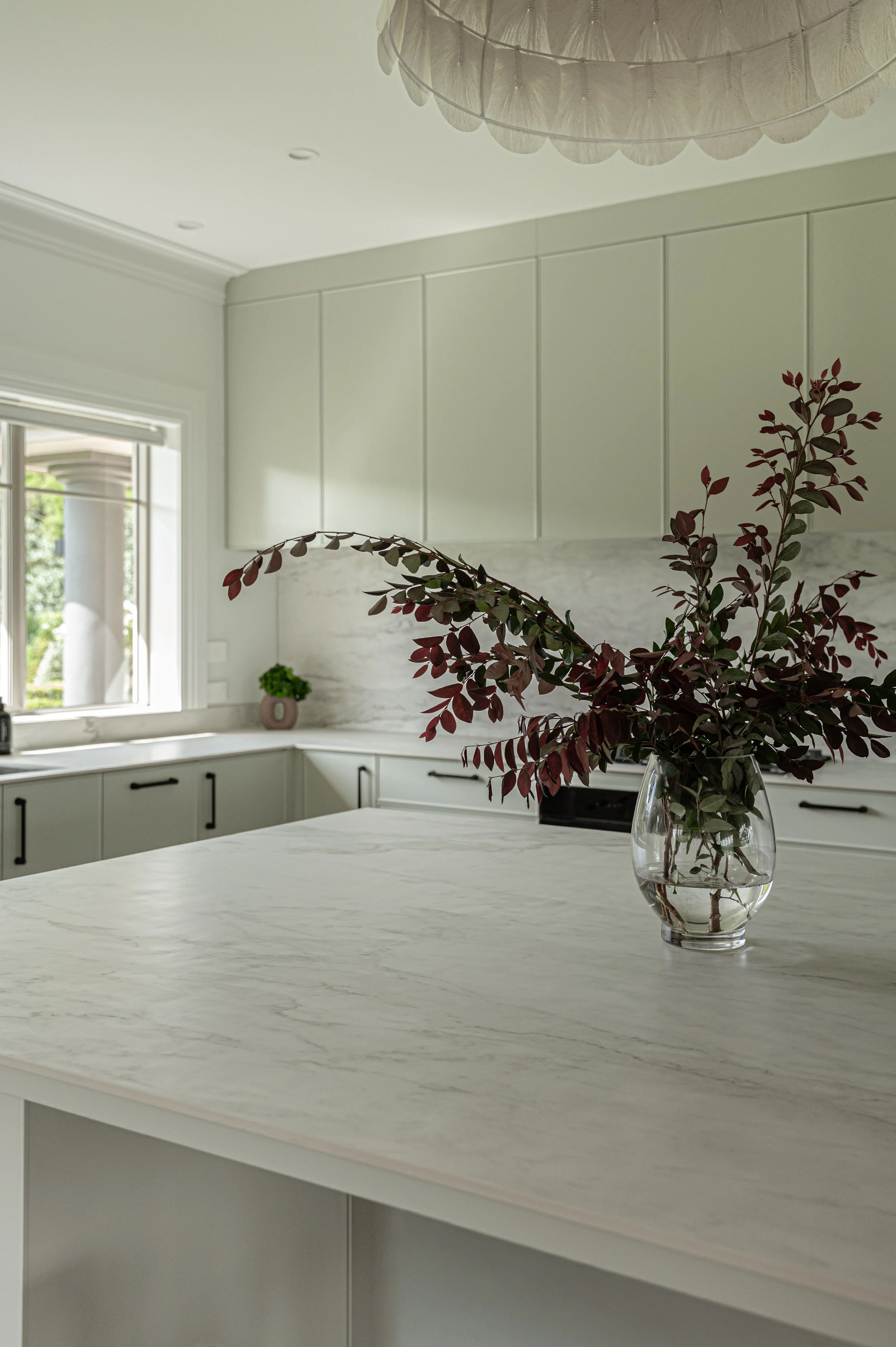 contemporary farm house kitchen design.jpg