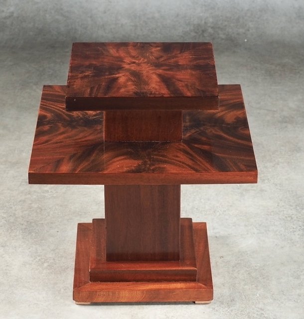 2018AdnetThreeTierSideTable - 7.jpeg