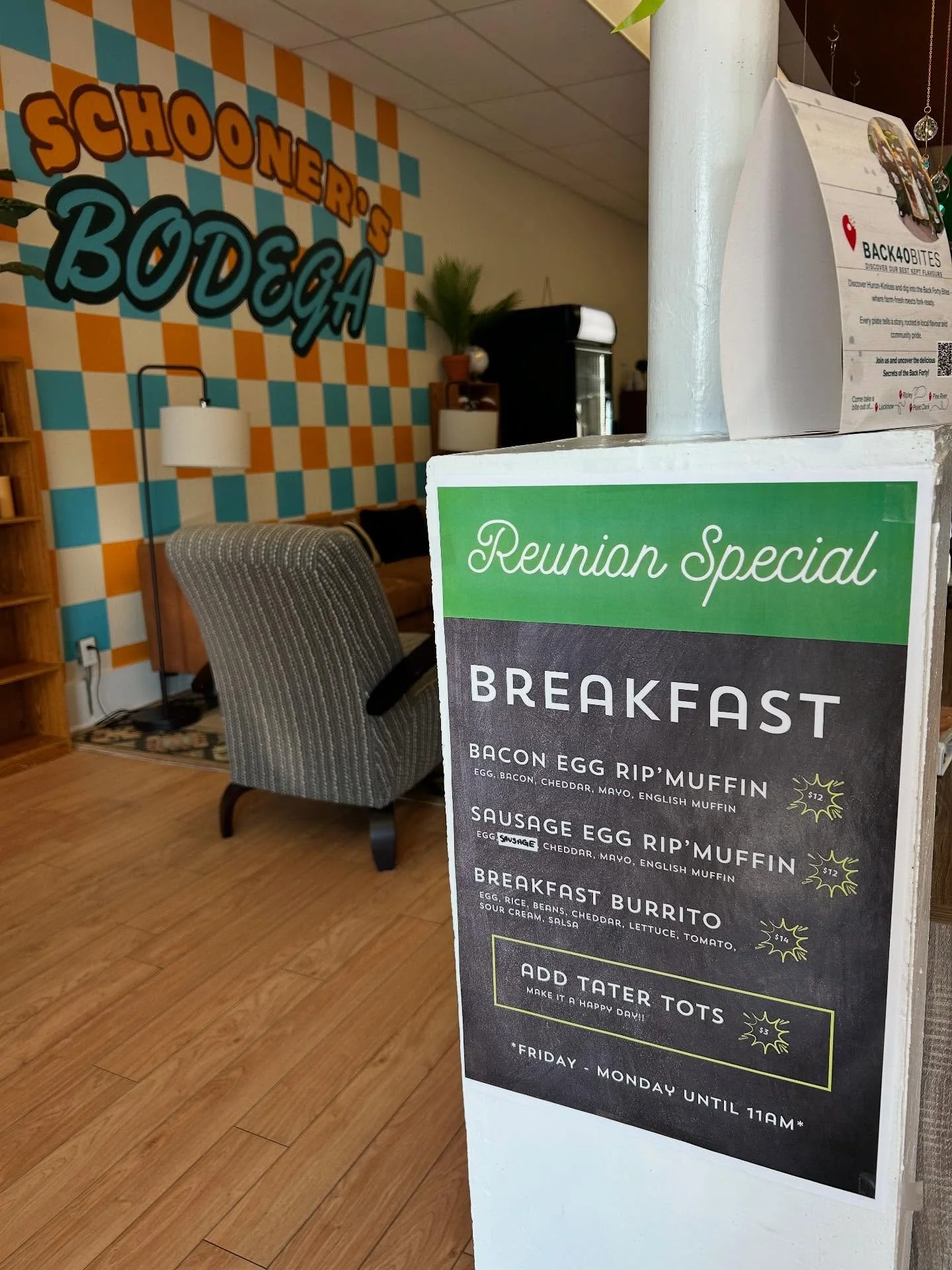 🚨 BREAKFAST ALERT 🚨

We are serving up some morning fuel this weekend ~ Friday-Monday 8am-11am 😎