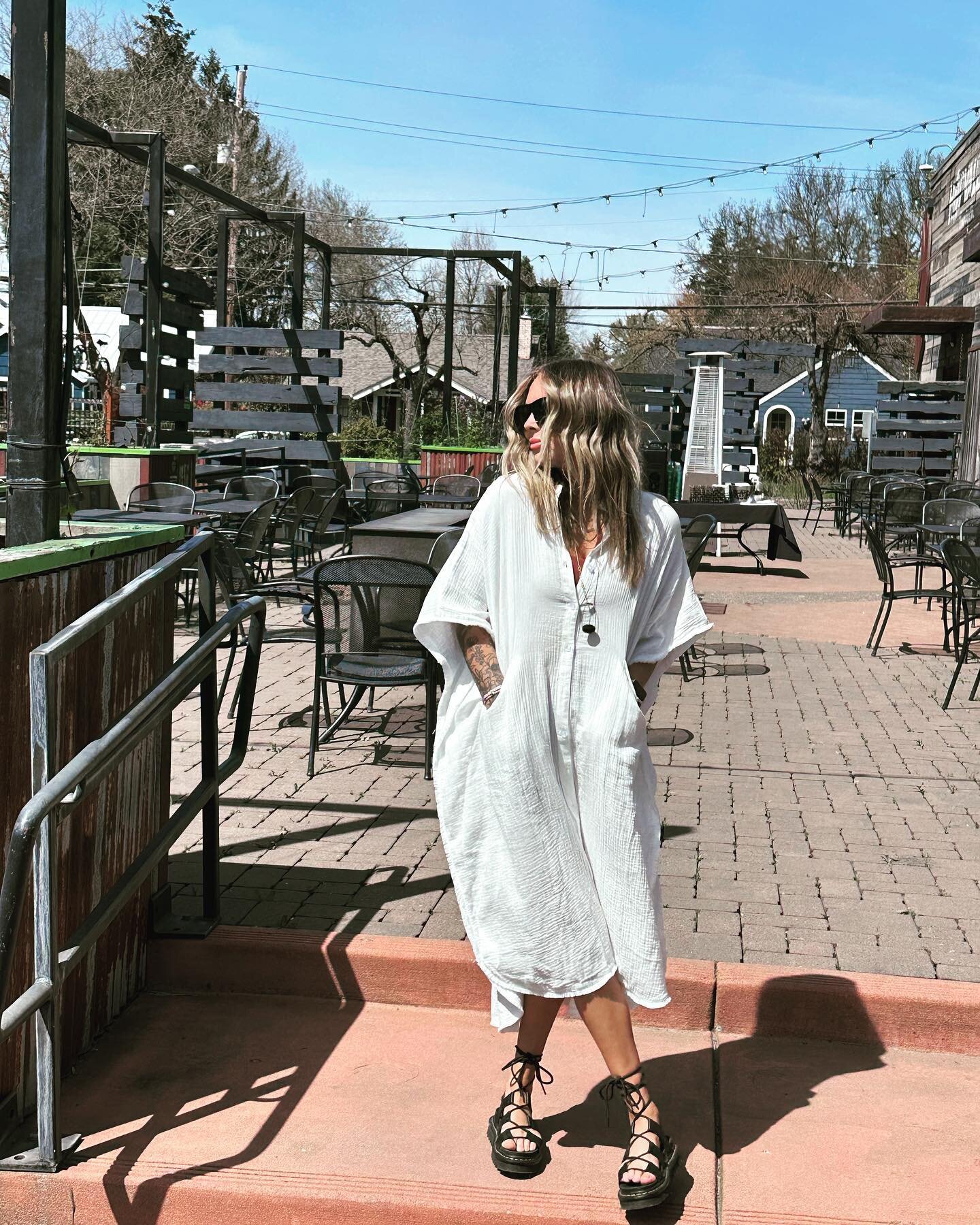 When I&rsquo;m not behind the chair, I&rsquo;m probably snuggling my dogs outside somewhere. 
Praying for the sunshine and hoping they behave 🫠

Yesterday was business and pleasure with my furry friends in Eugene, some exciting things are in the wor