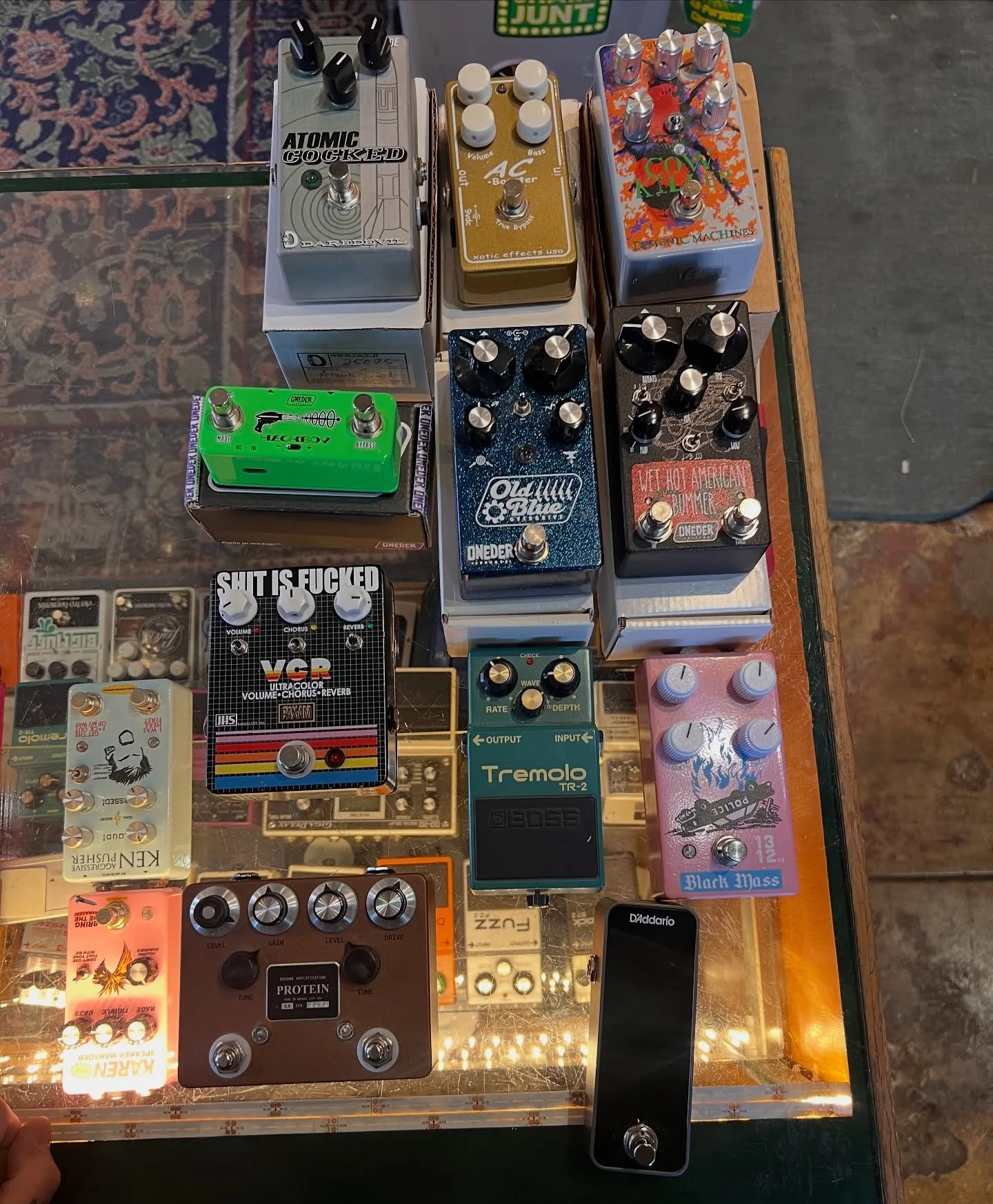 Cool pedal dropppp! Come play!