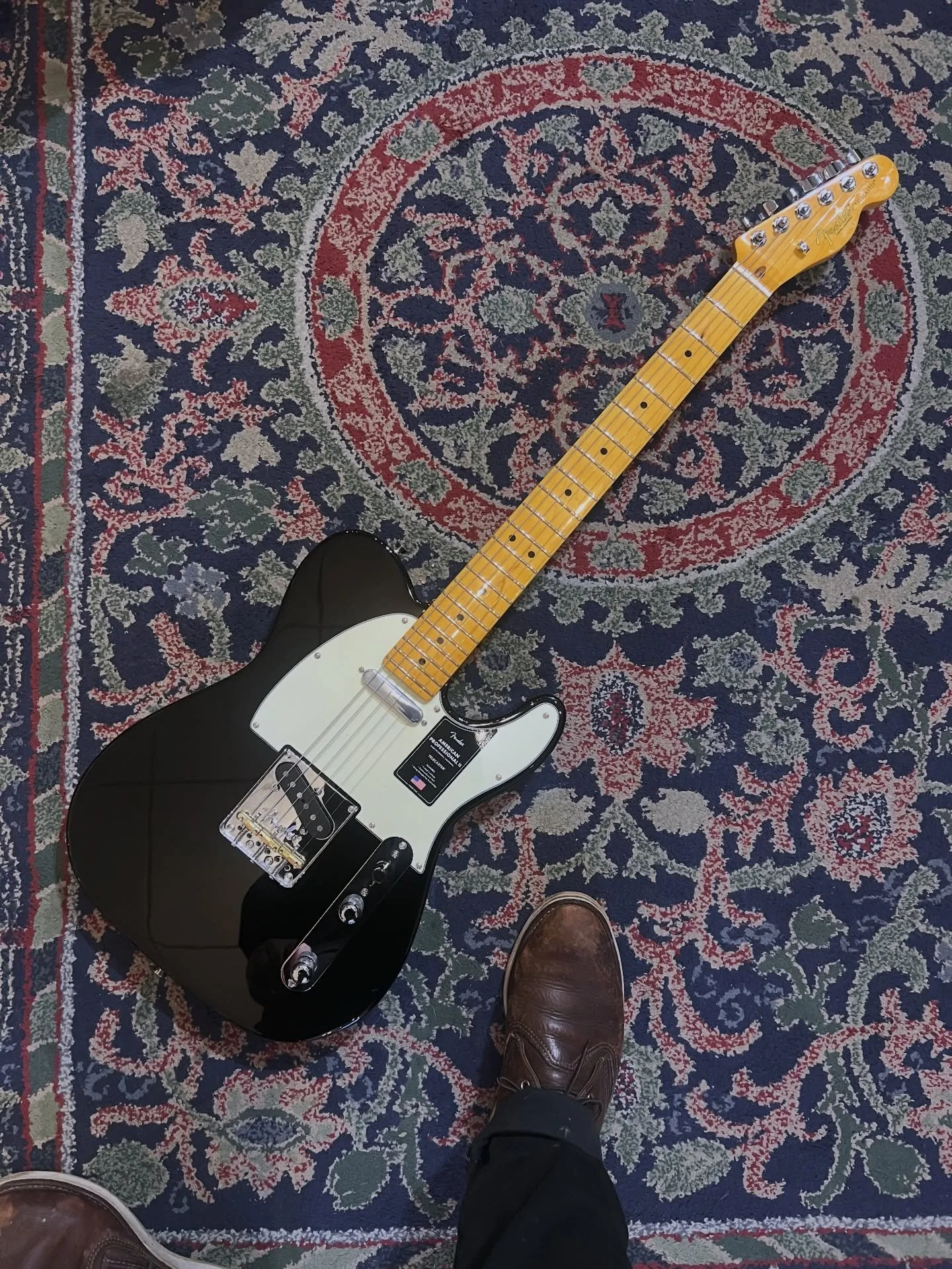 Welcome back!!! Well&hellip;.to us that is! We&rsquo;re back at it and have some rad guitars hitting the wall! Like this killer USA Fender Tele! Come play! #oaklandguitars #fender #fendertelecaster