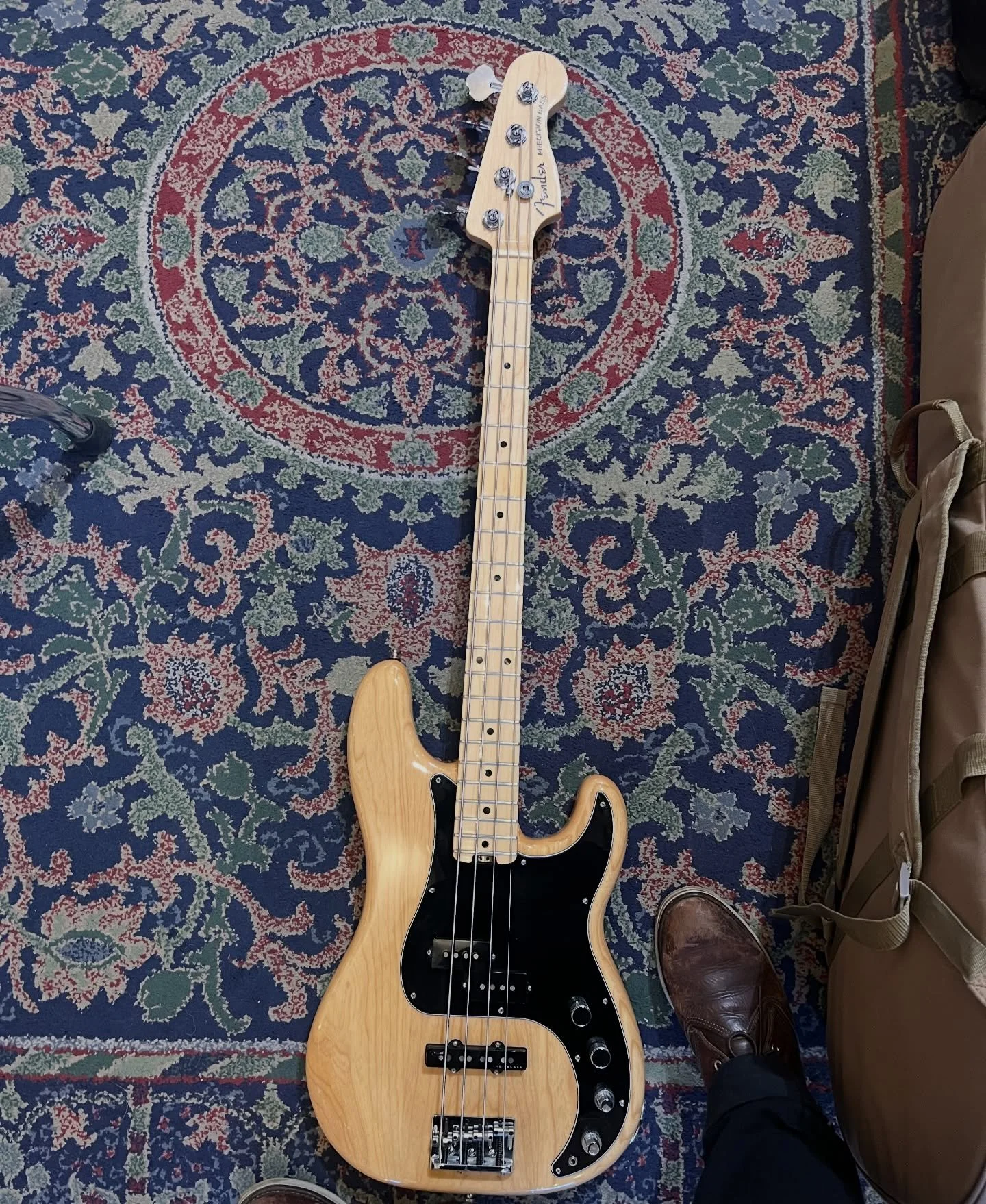 This @fender Pro P/J is a smoke show. Clean and classy. Come play!!! #oaklandguitars