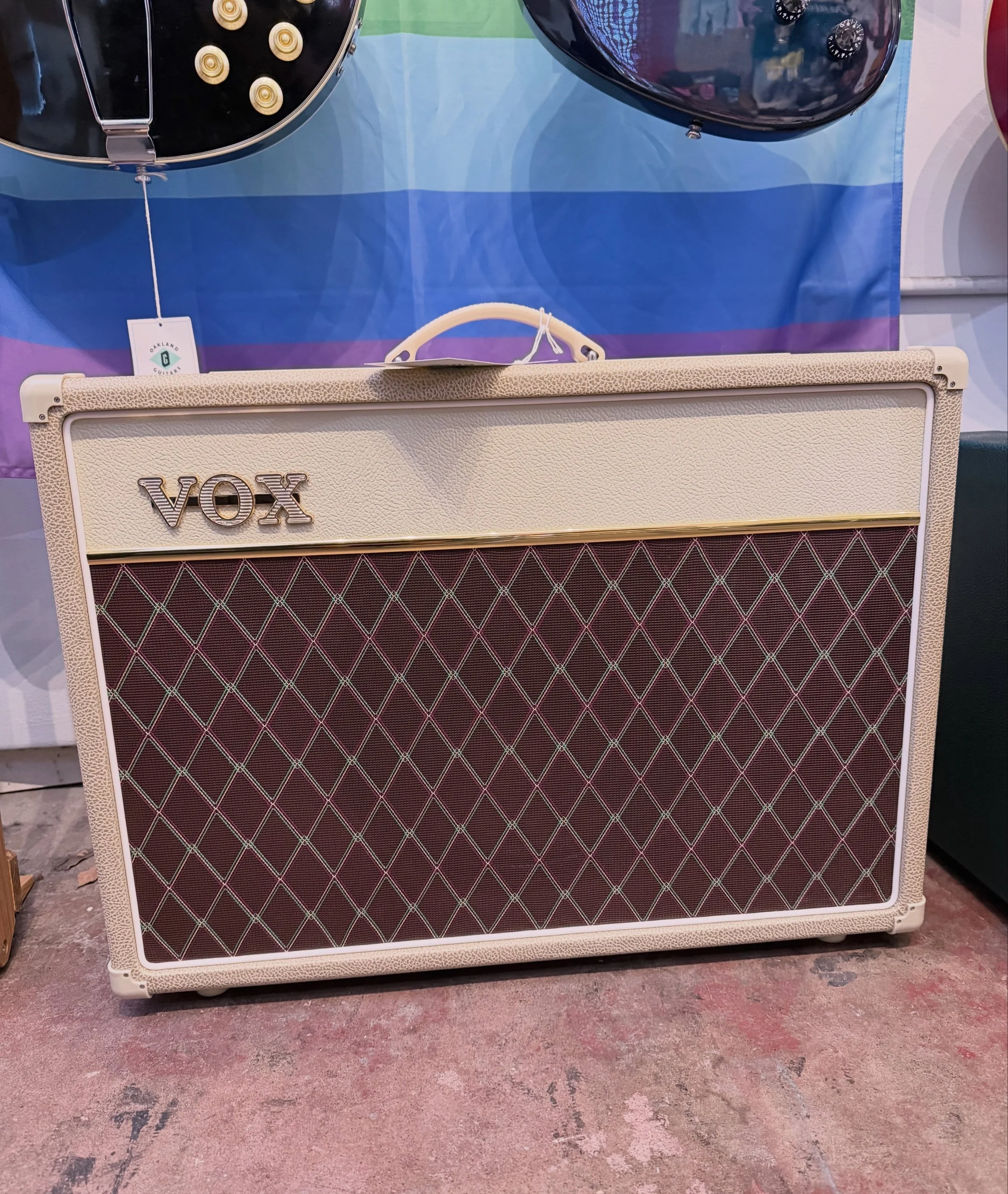 @voxamplification AC15&rsquo;s rock. So do you. Come play!!