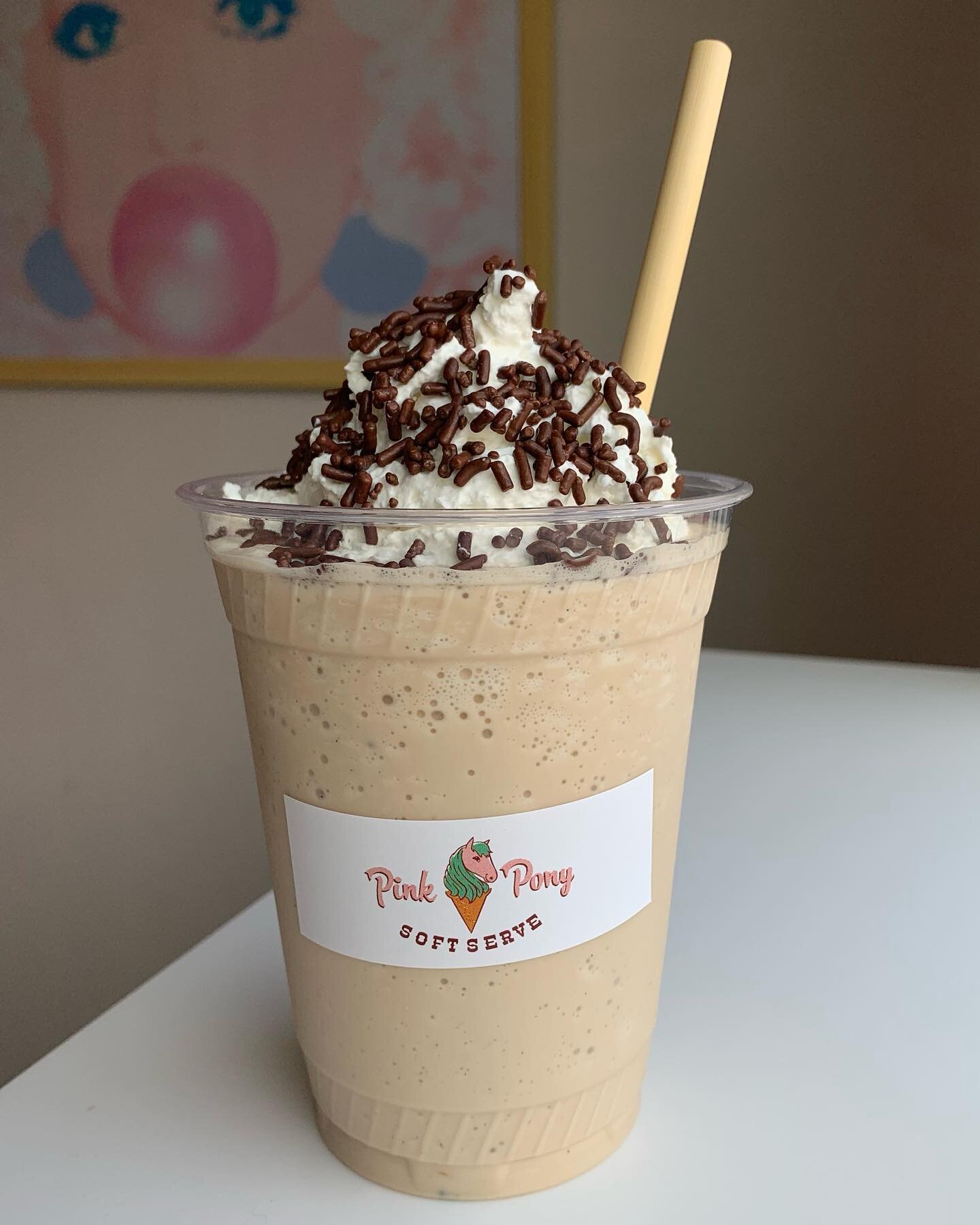 Slide on by for a coffee milkshake. Made with vanilla bean ice cream and cold brew coffee. 😋
#pinkponysoftserve #icecream #newmexicotrue #womenownedbusiness