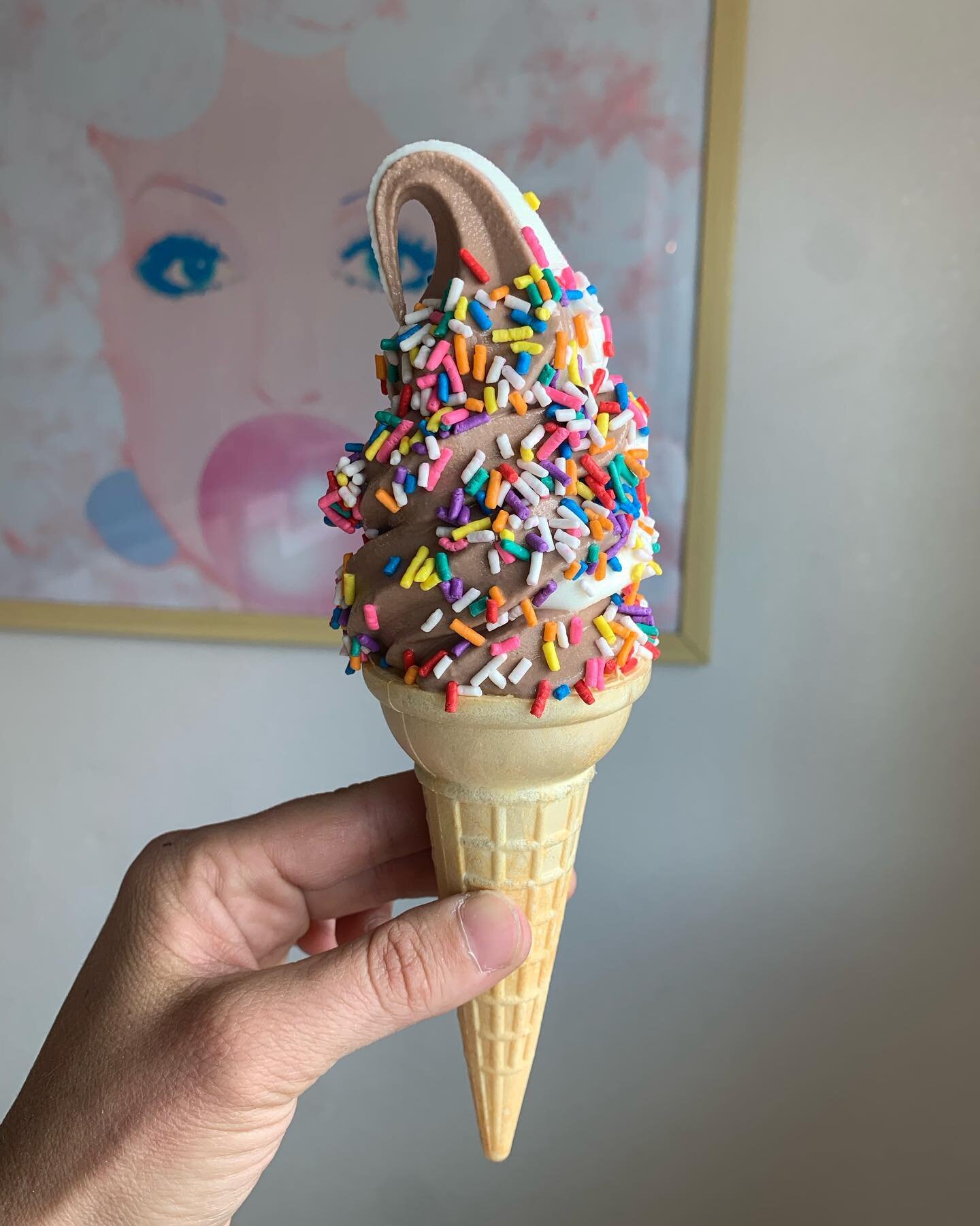 Twist cone with sprinkles to brighten up your day! Sending love to all the moms out there!
#sprinklesmakeeverythingbetter #icecream #albuquerquenewmexico #softserveicecream #pinkponysoftserve #icecreamshop