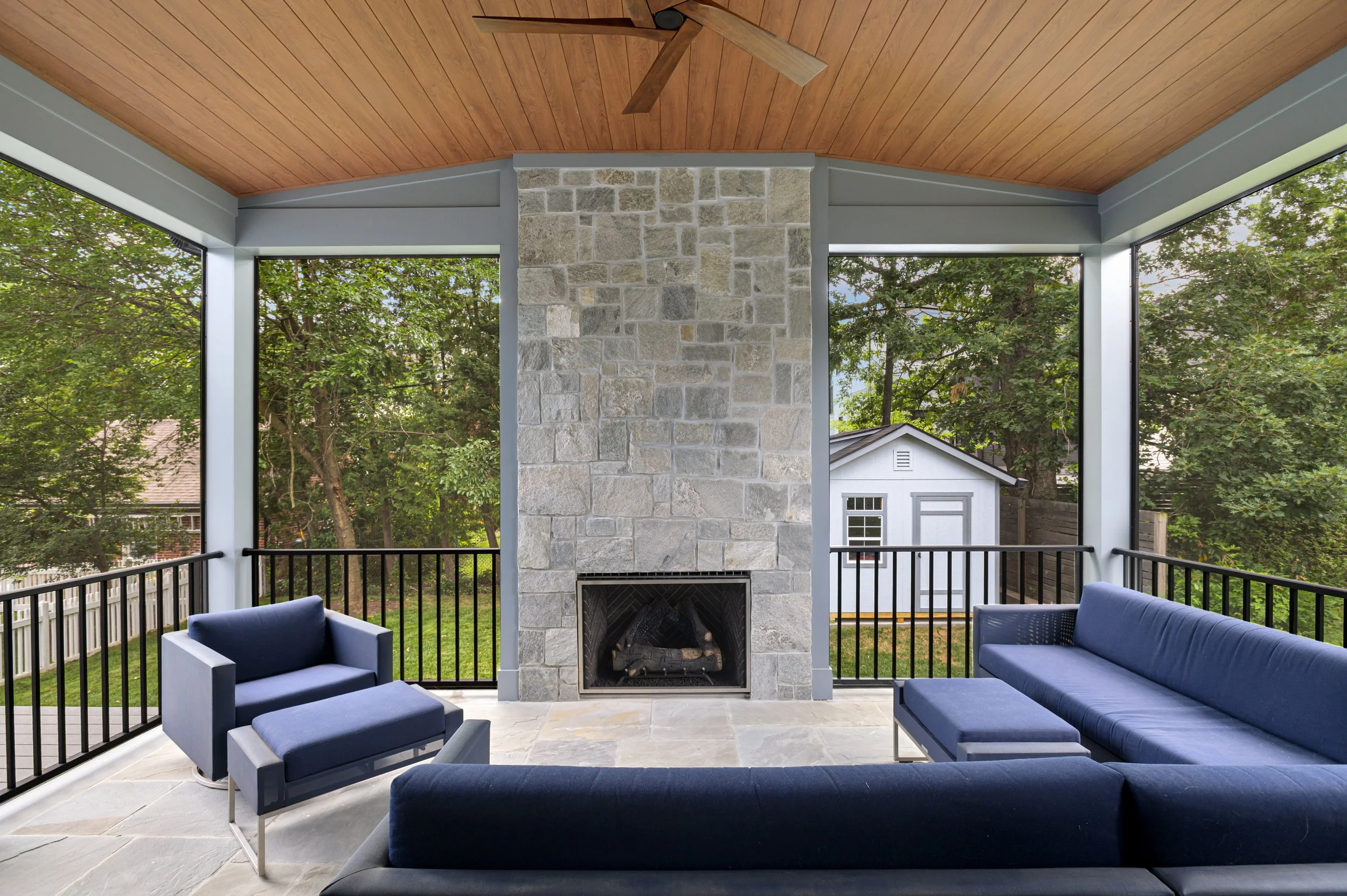 16-304NEdgewoodSt0016.jpg