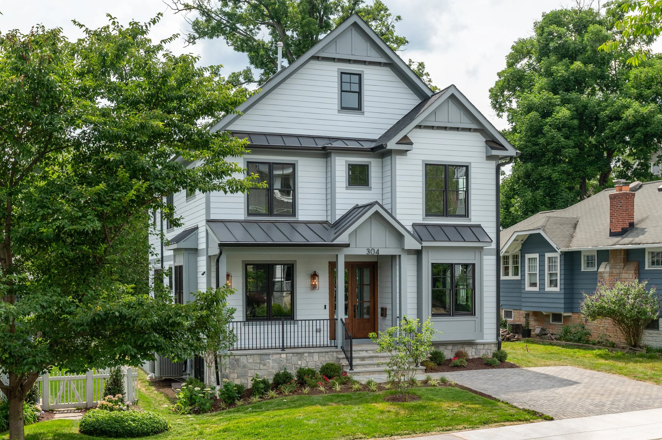 01-304NEdgewoodSt0001.jpg