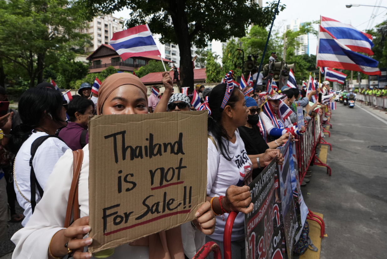 “Save Phuket”: Israel's Foreign Tourism Presence in Thailand