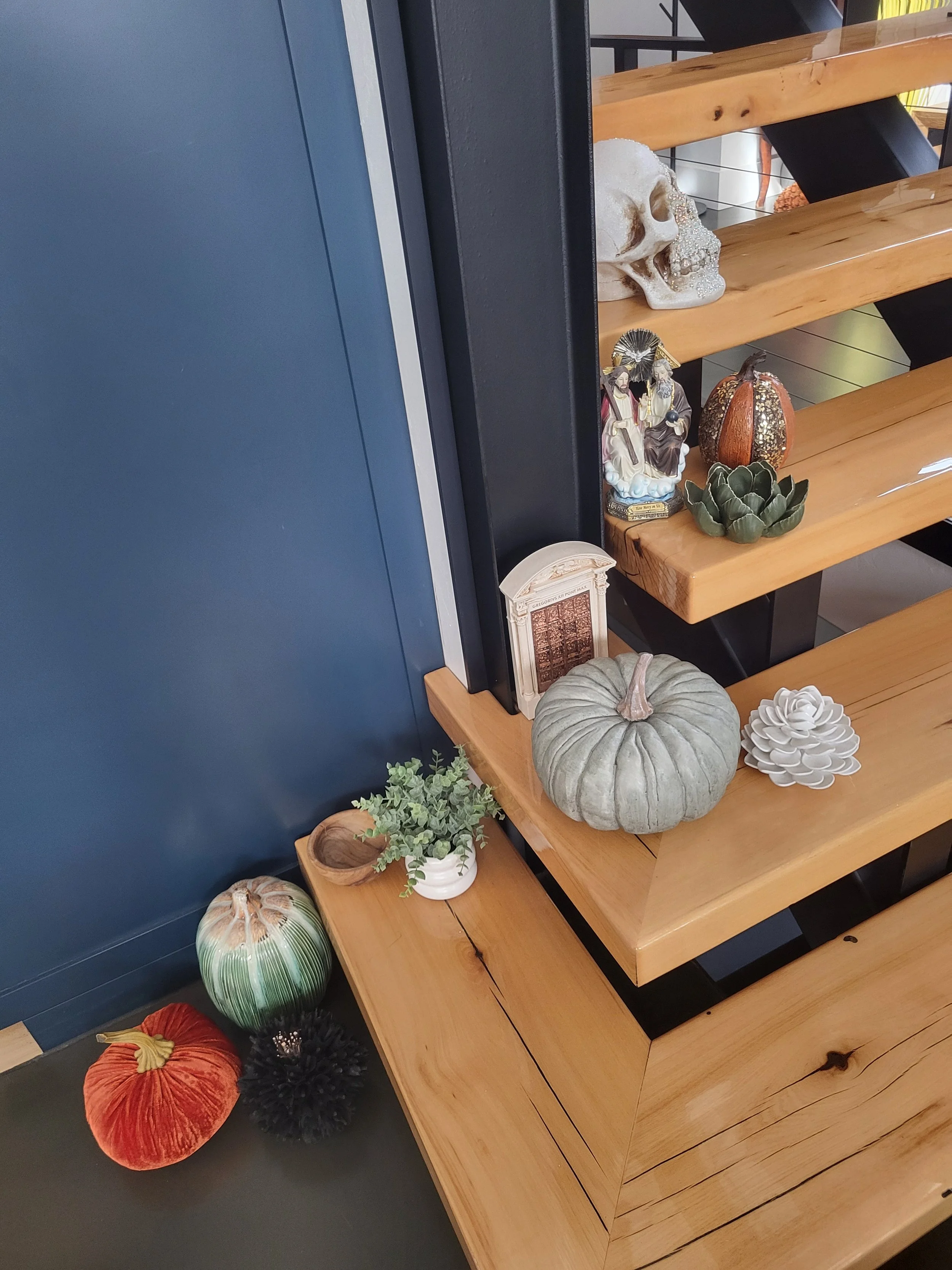Fall Pumpkins and Other Decor