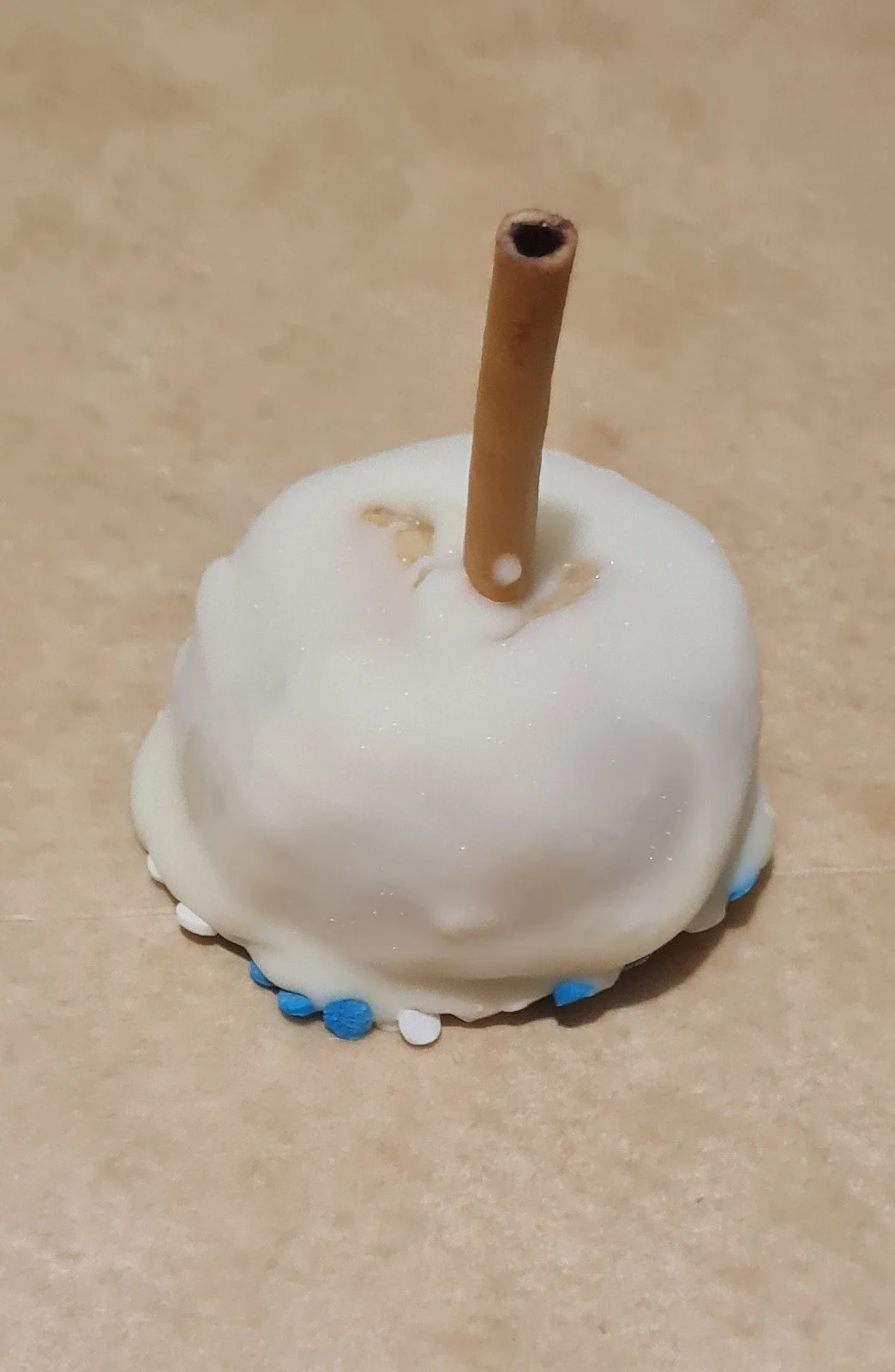 12 Box Vanilla & Caramel White Chocolate Cake Pops