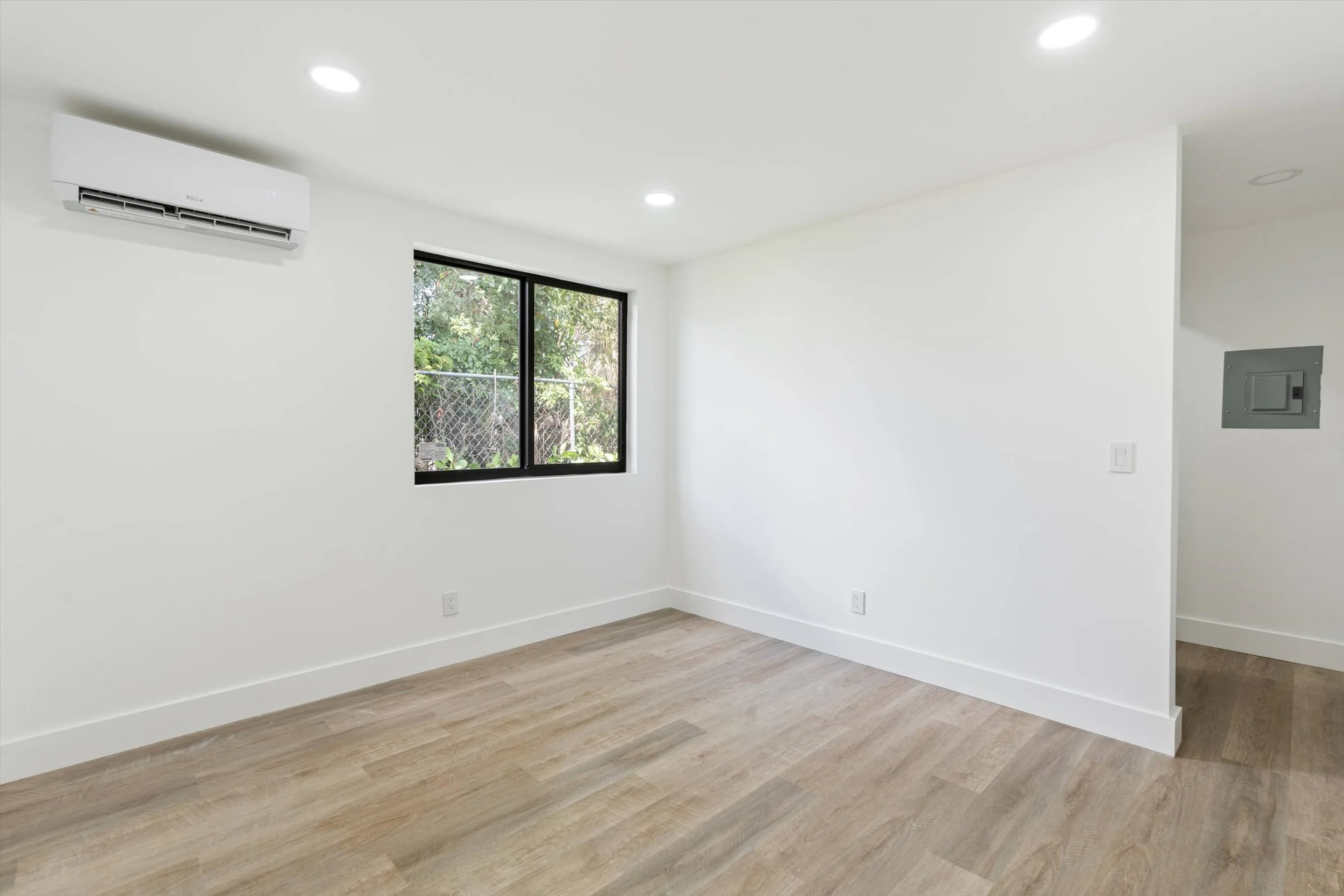 18-225 NE 10th Street Delary Beach, FL-119.jpg
