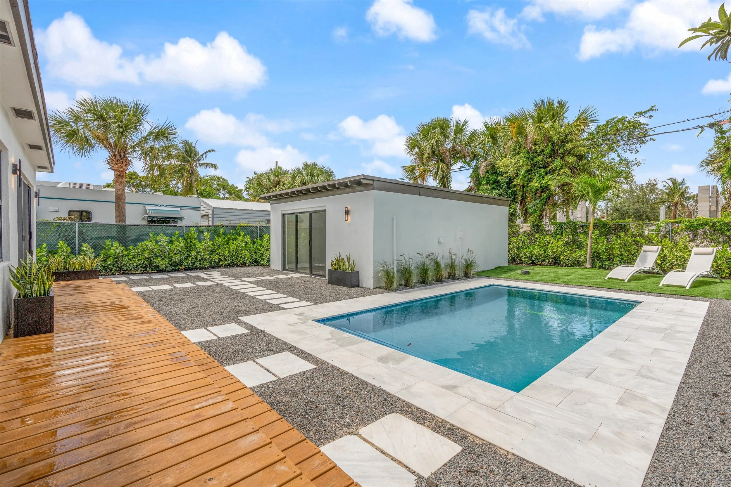 23-225 NE 10th Street Delary Beach, FL-165.jpg