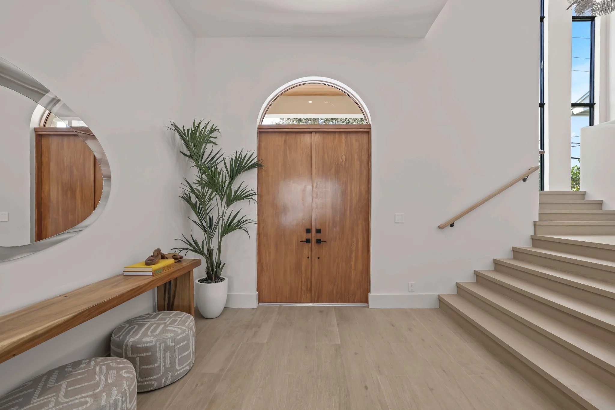1701 North Swinton Ave - 10.jpg-SMALL.JPG