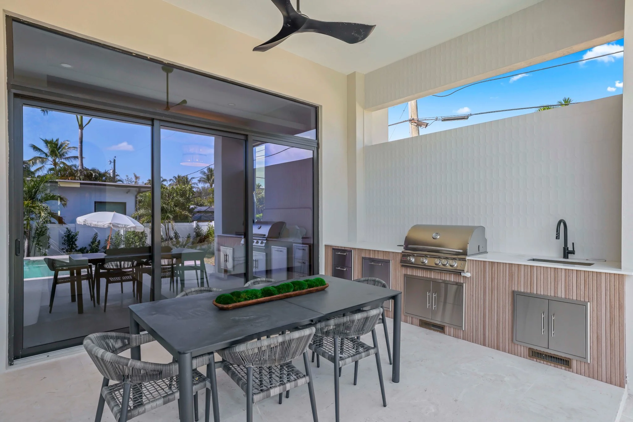 1701 North Swinton Ave - 63.jpg-SMALL.JPG