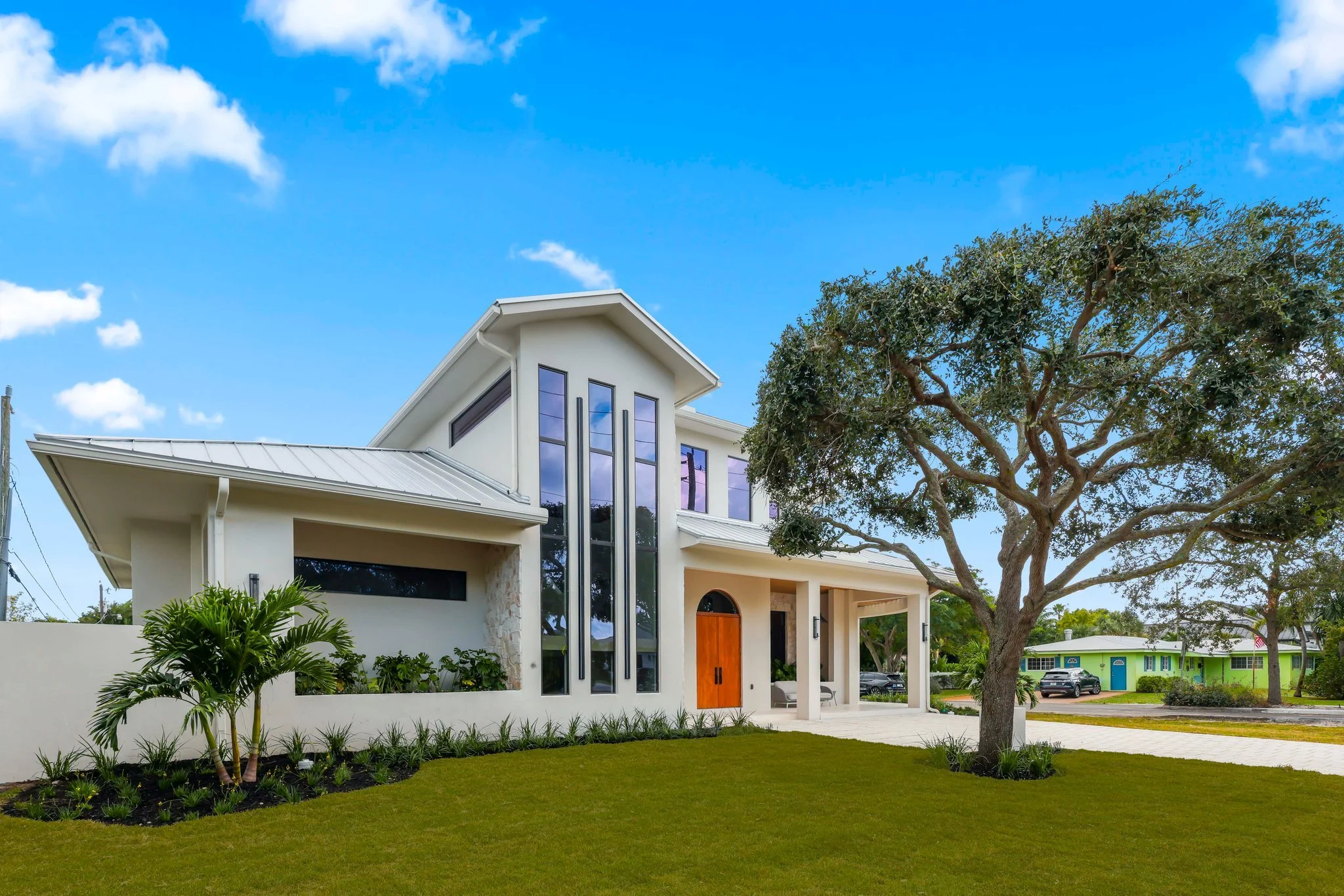 1701 North Swinton Ave - 5.jpg-SMALL.JPG
