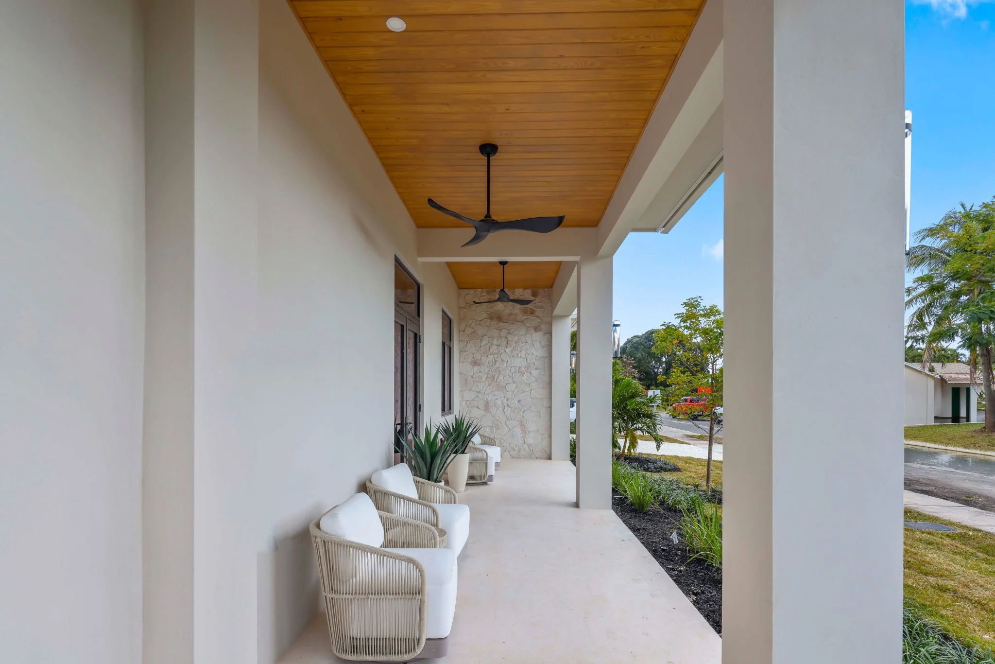 1701 North Swinton Ave - 8.jpg-SMALL.JPG