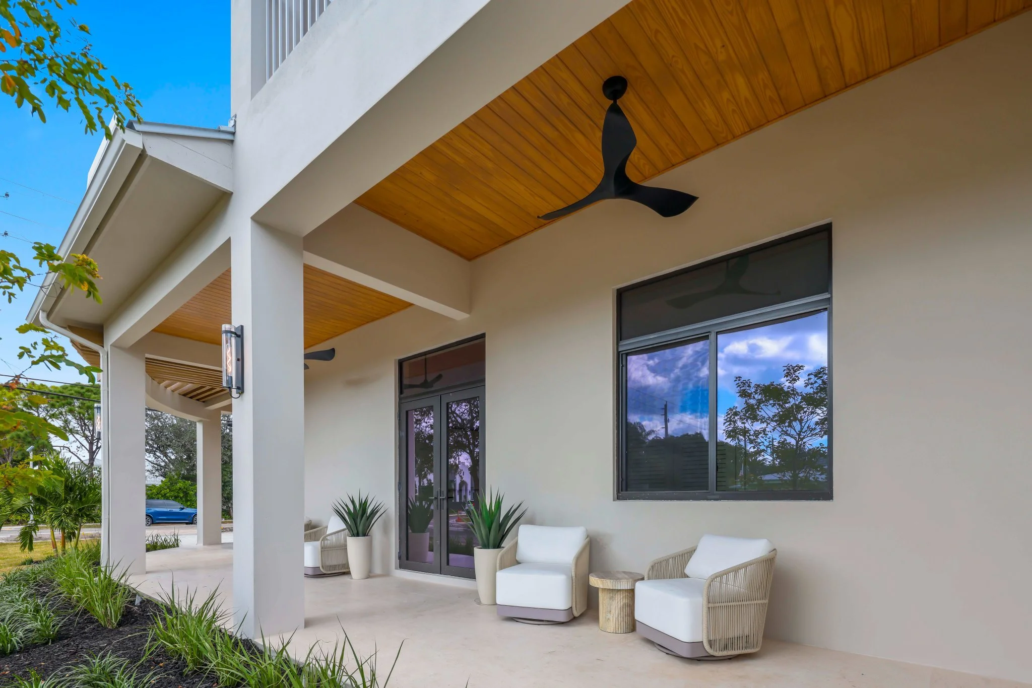 1701 North Swinton Ave - 9.jpg-SMALL.JPG