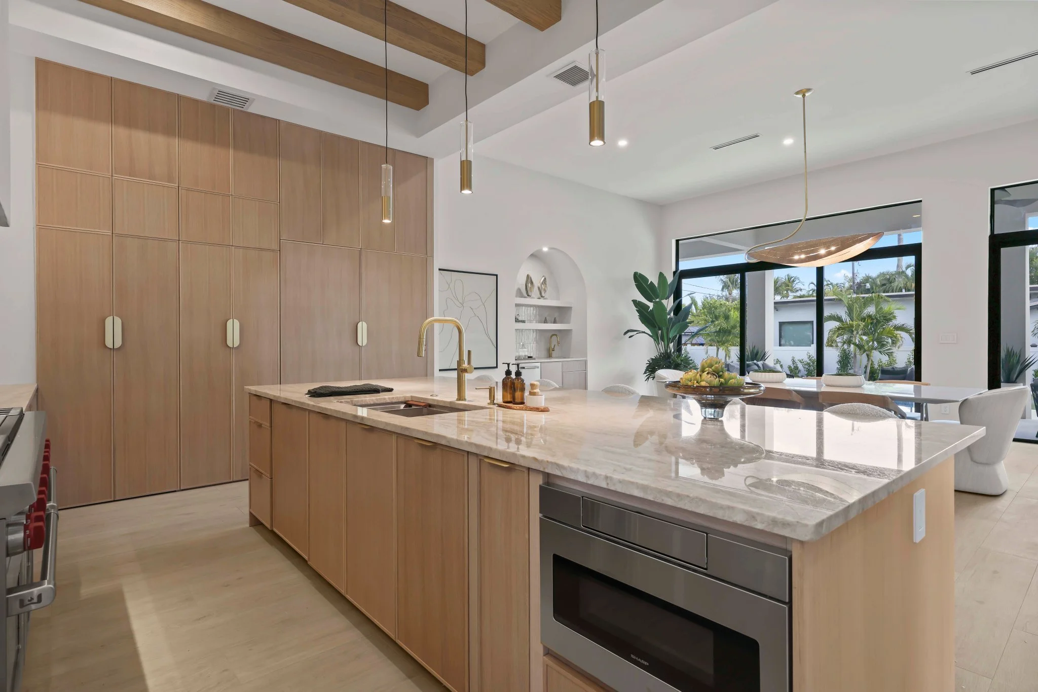 1701 North Swinton Ave - 19.jpg-SMALL.JPG