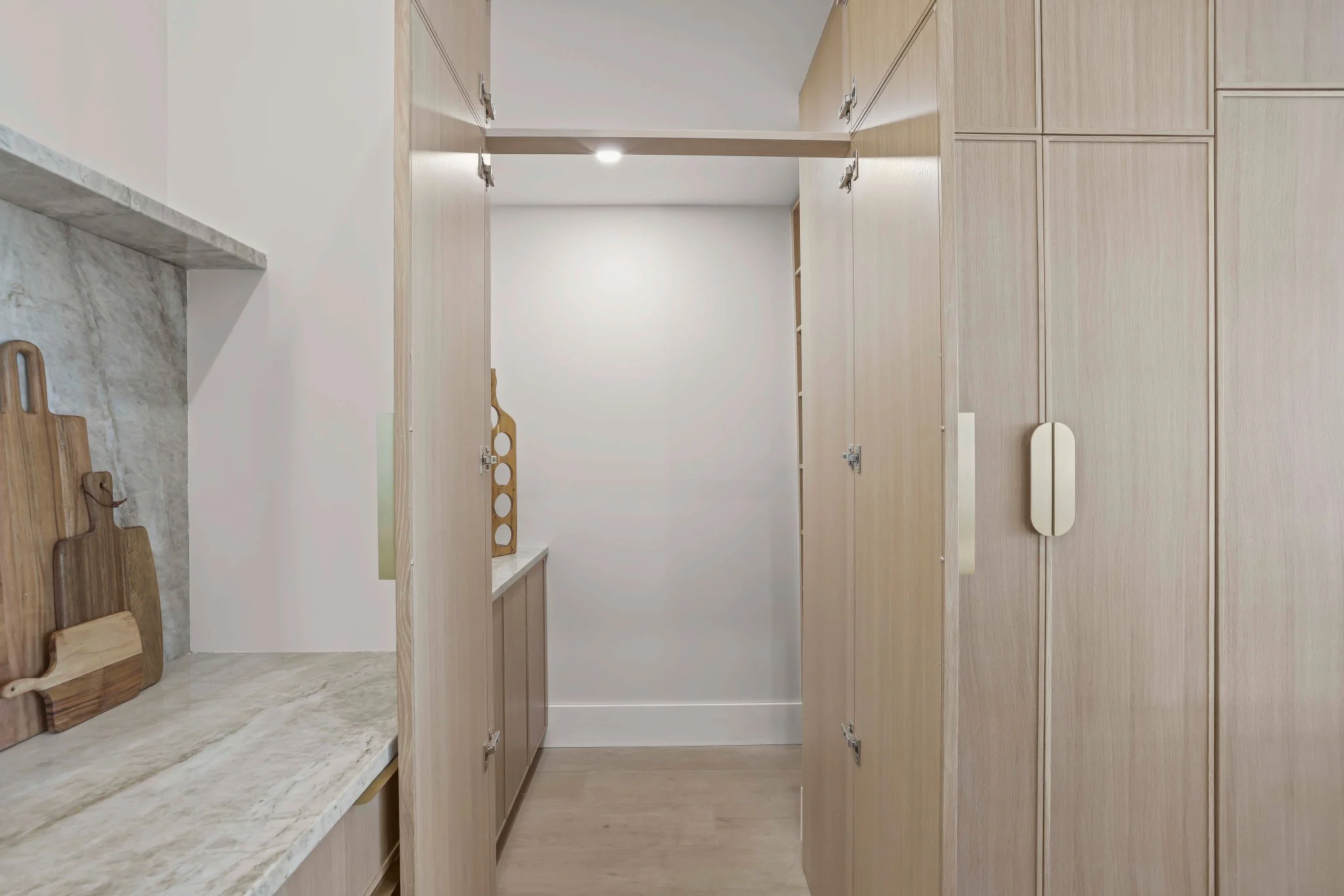 1701 North Swinton Ave - 29.jpg-SMALL.JPG