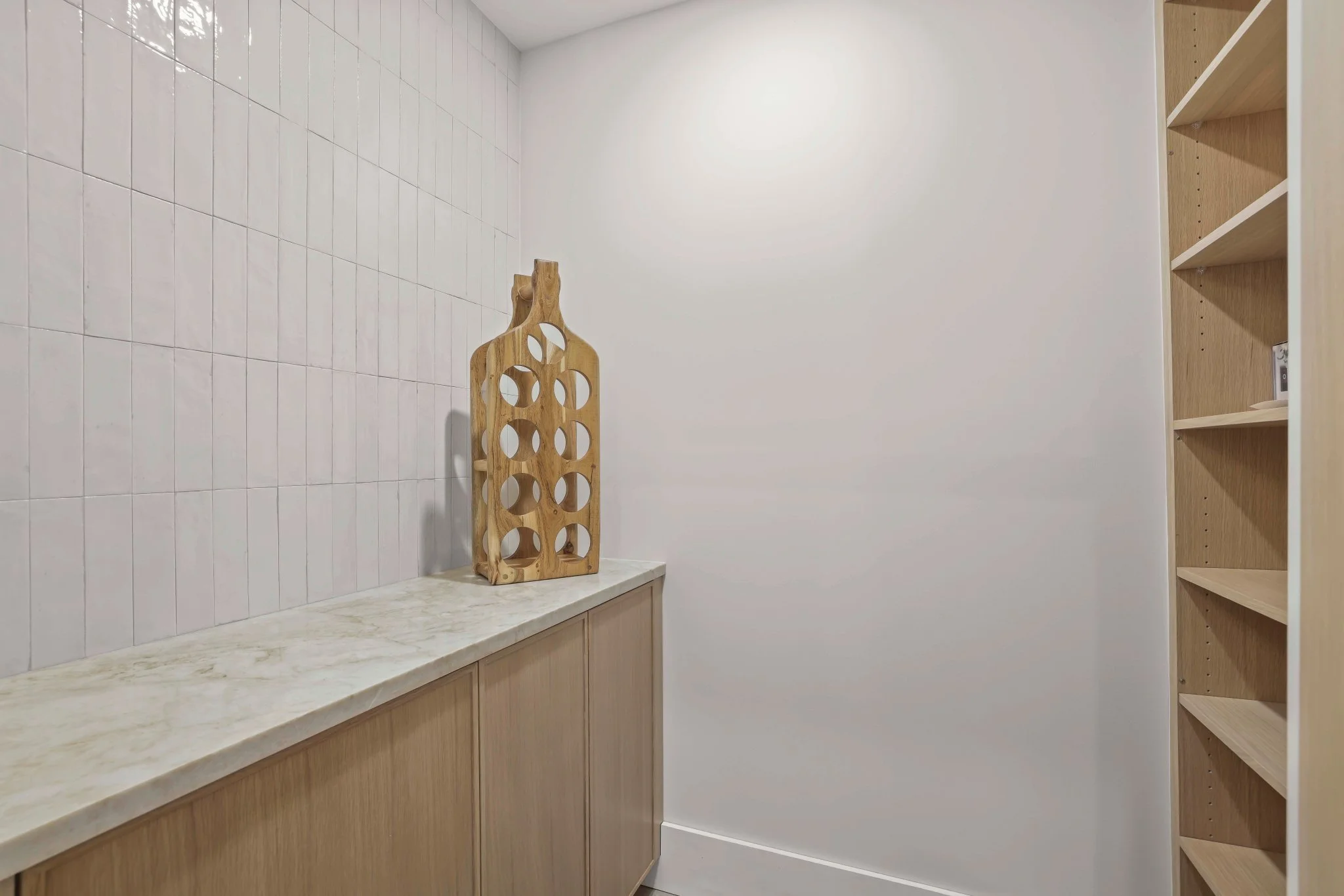 1701 North Swinton Ave - 30.jpg-SMALL.JPG