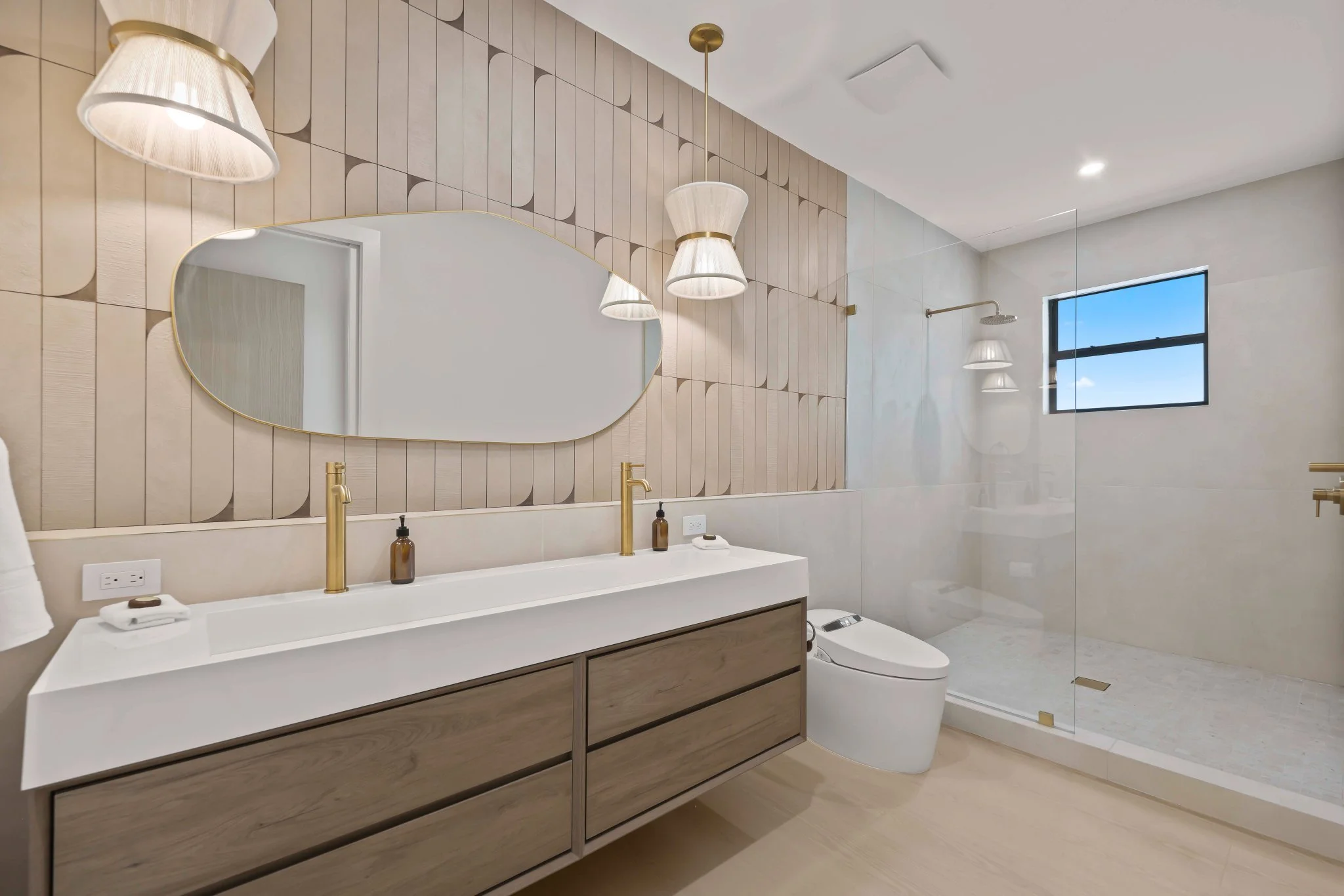 1701 North Swinton Ave - 46.jpg-SMALL.JPG