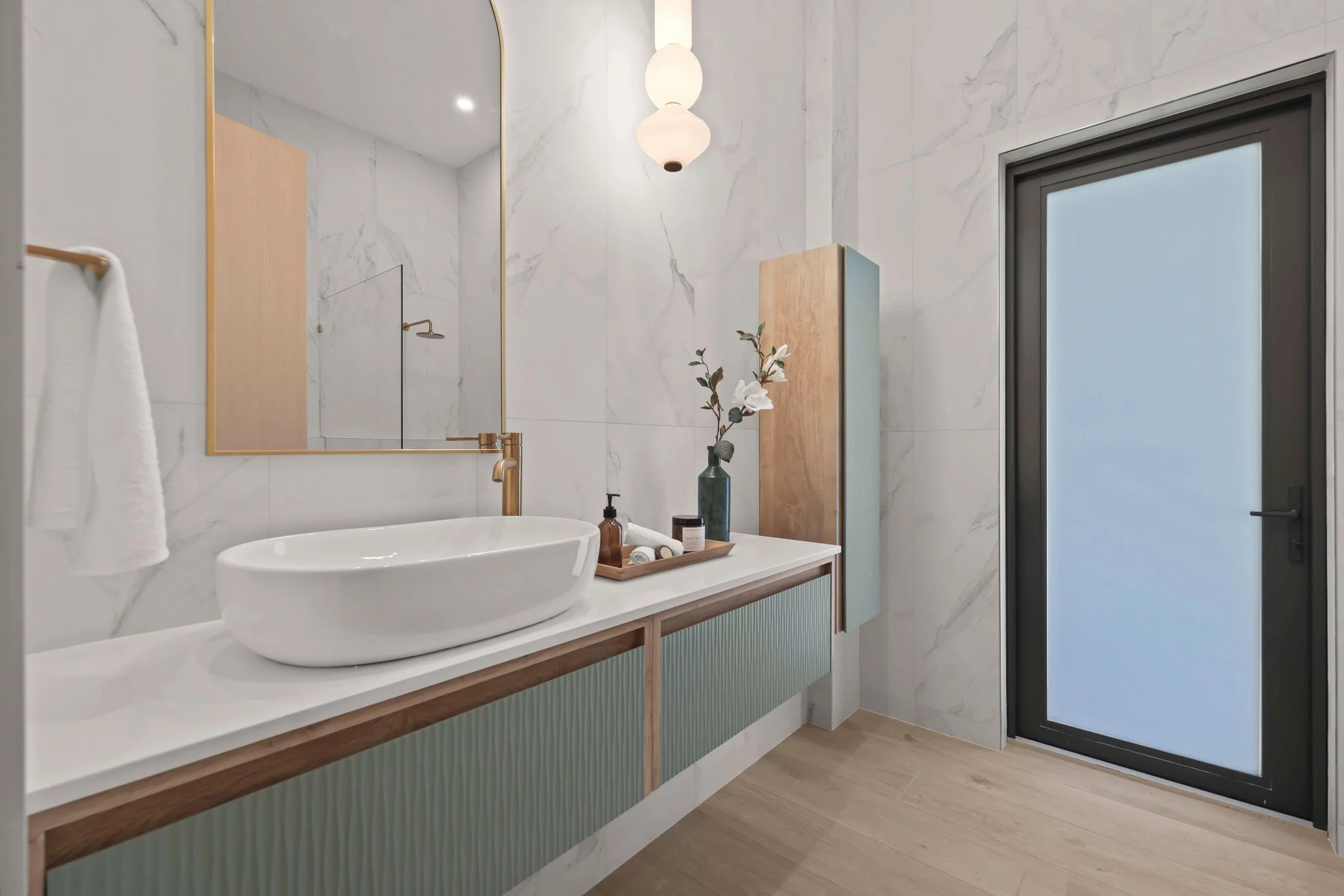 1701 North Swinton Ave - 51.jpg-SMALL.JPG