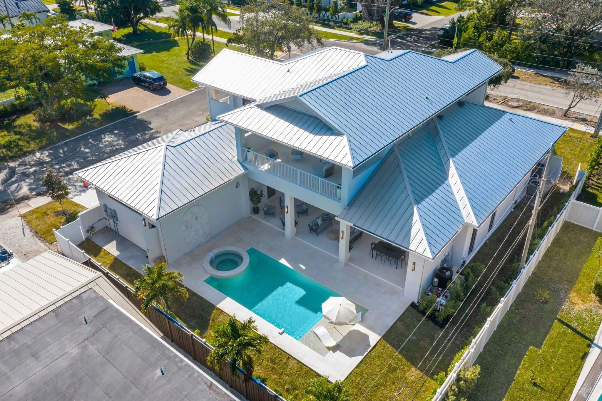1701 North Swinton Ave - 74.jpg-SMALL.JPG