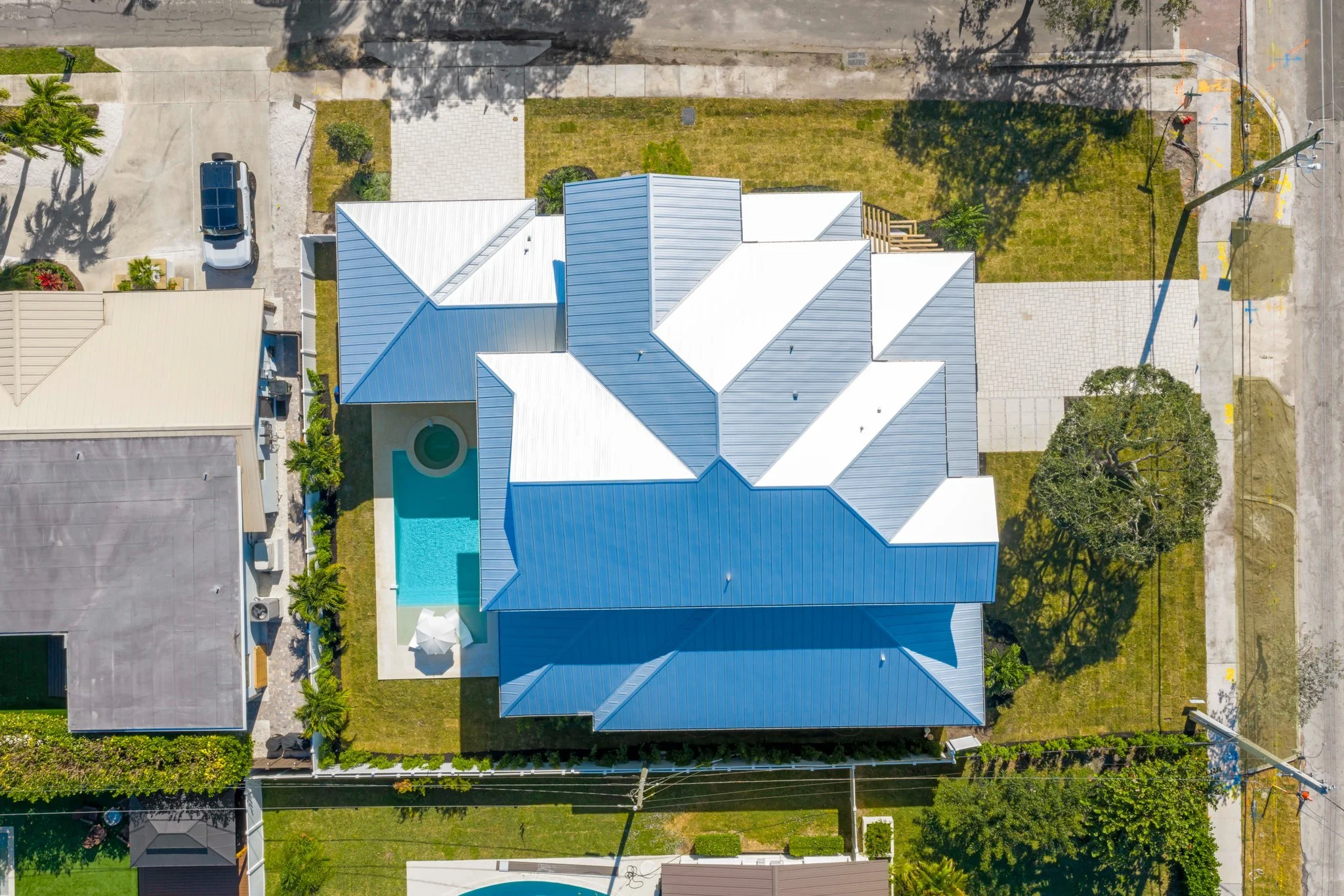 1701 North Swinton Ave - 75.jpg-SMALL.JPG