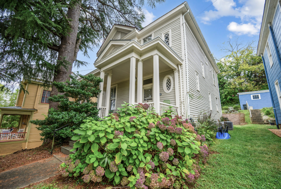 1109 Harrison St, Lynchburg, VA 