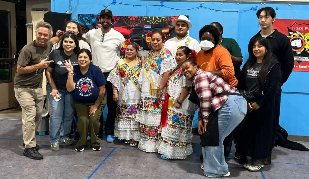 Mi Casa Su Casa: Hispanic Heritage Night