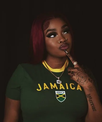 DLOWE IS STEPPING INTO HER MOMENT&nbsp;