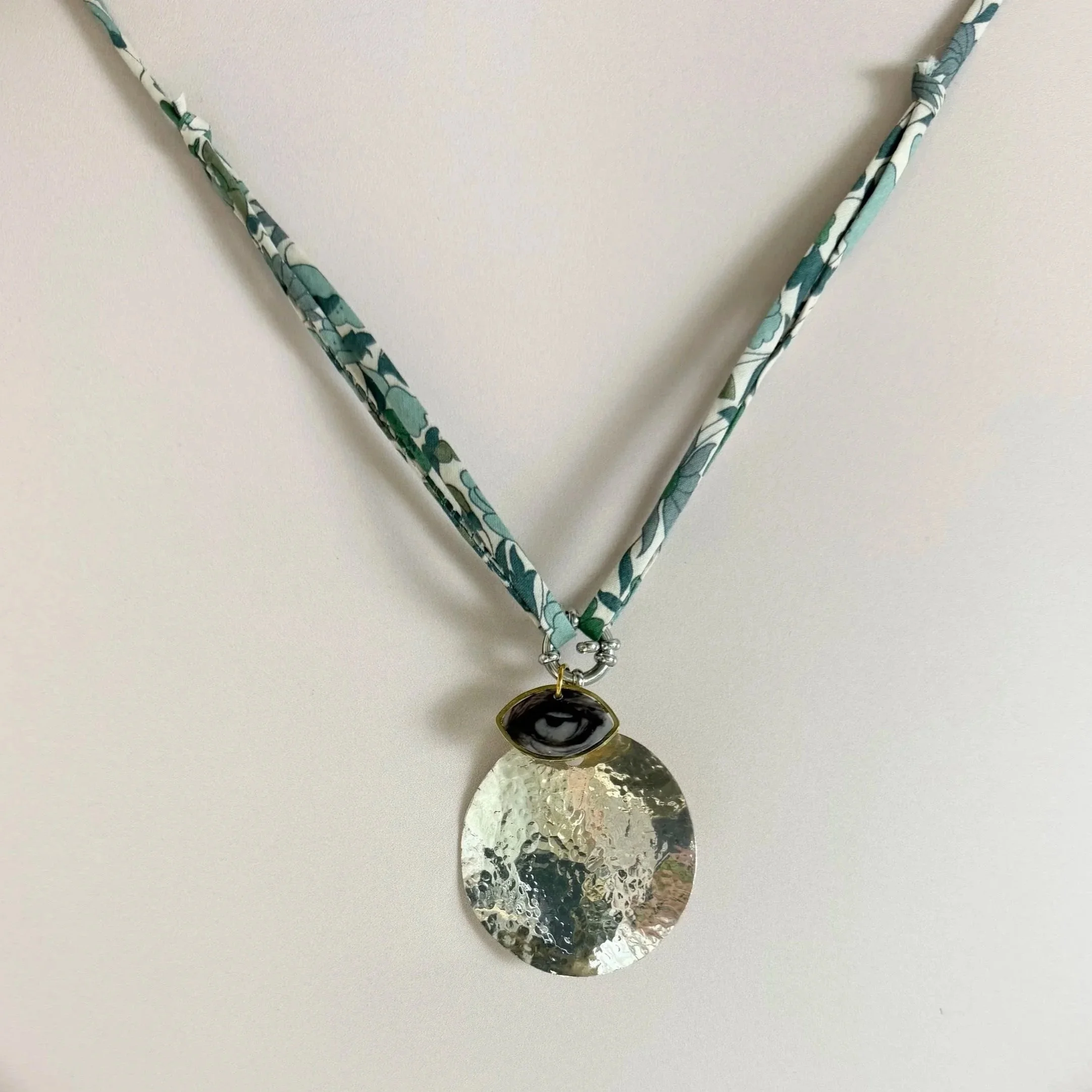 Miroir Chamanique Personnalisé – Bijou de Protection - femme