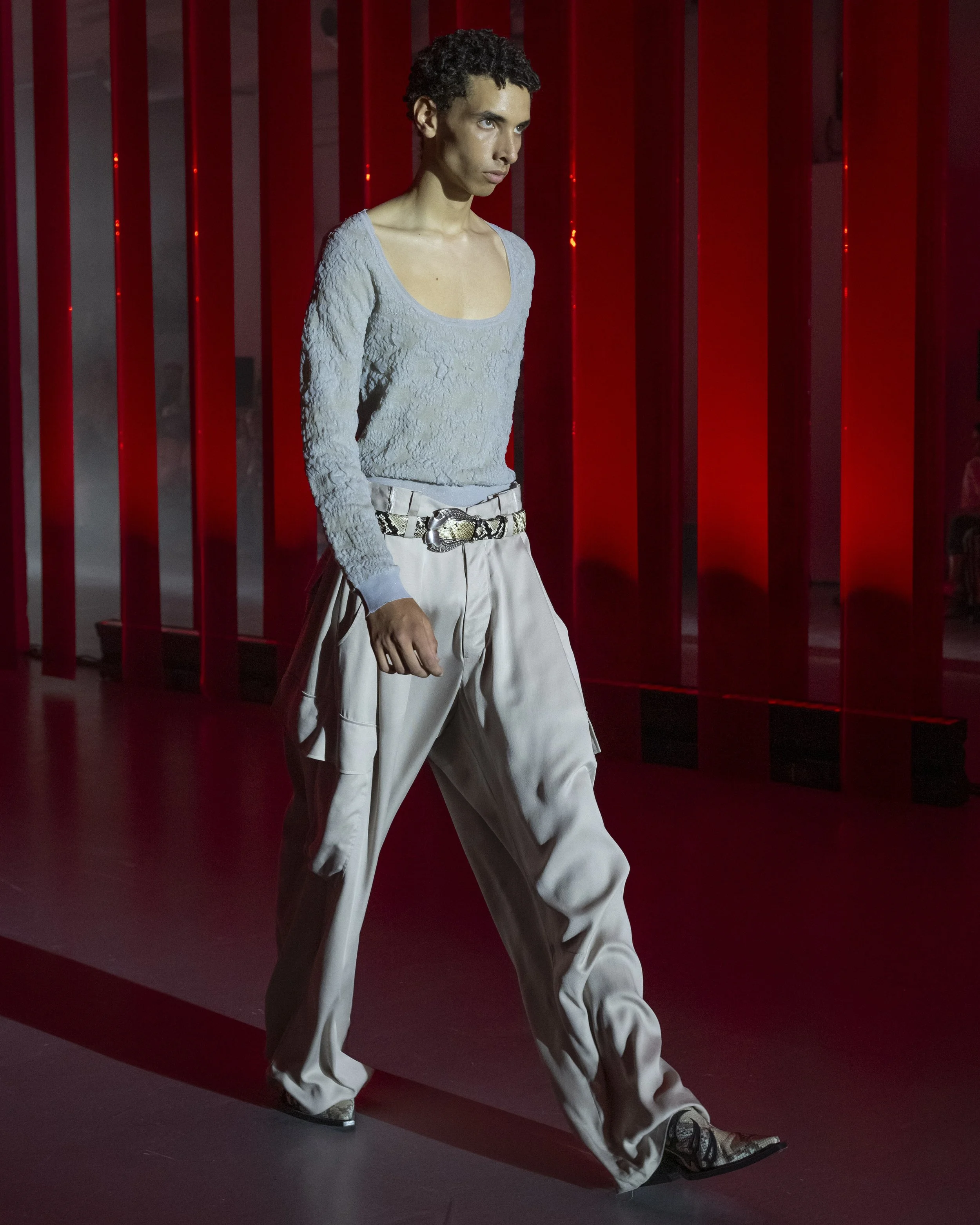 LOOK 11.jpg