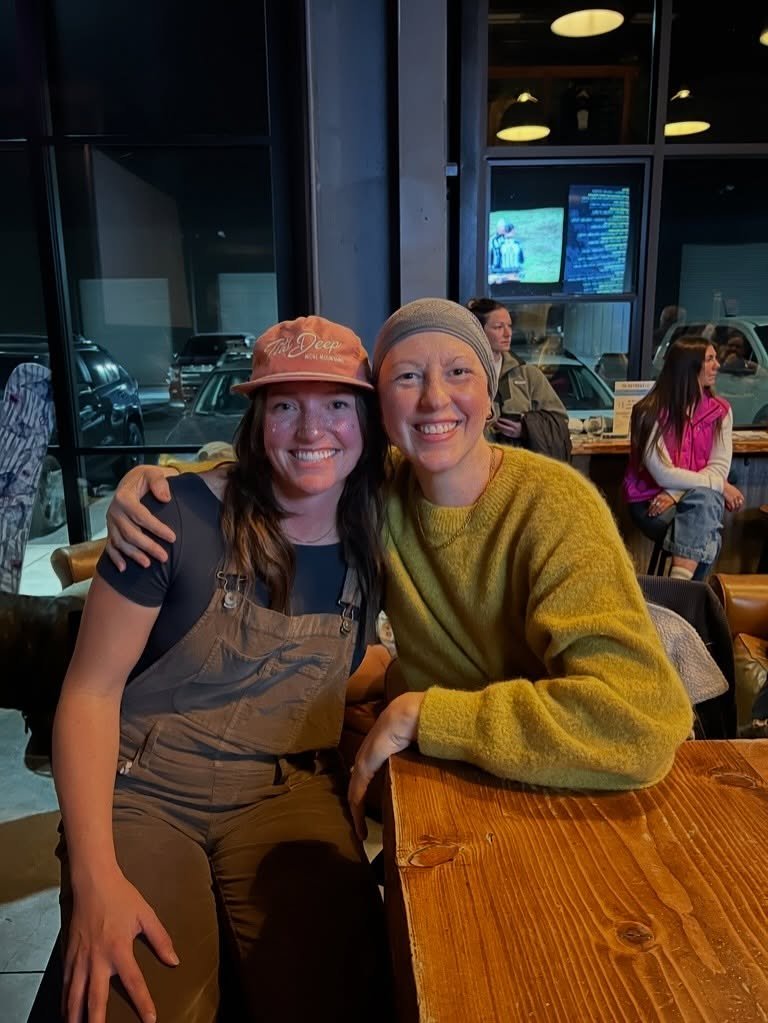 Huge gratitude to everyone who helped pack the house at Truckee Brewing Company in Cali a few weeks ago!! You all made our screening a huge success. 🙏🏂❄️🍻 

Thanks to @tarin.it.up.podcast for the photos! 

@truckeebrewingcompany 
@titsdeepforbreas