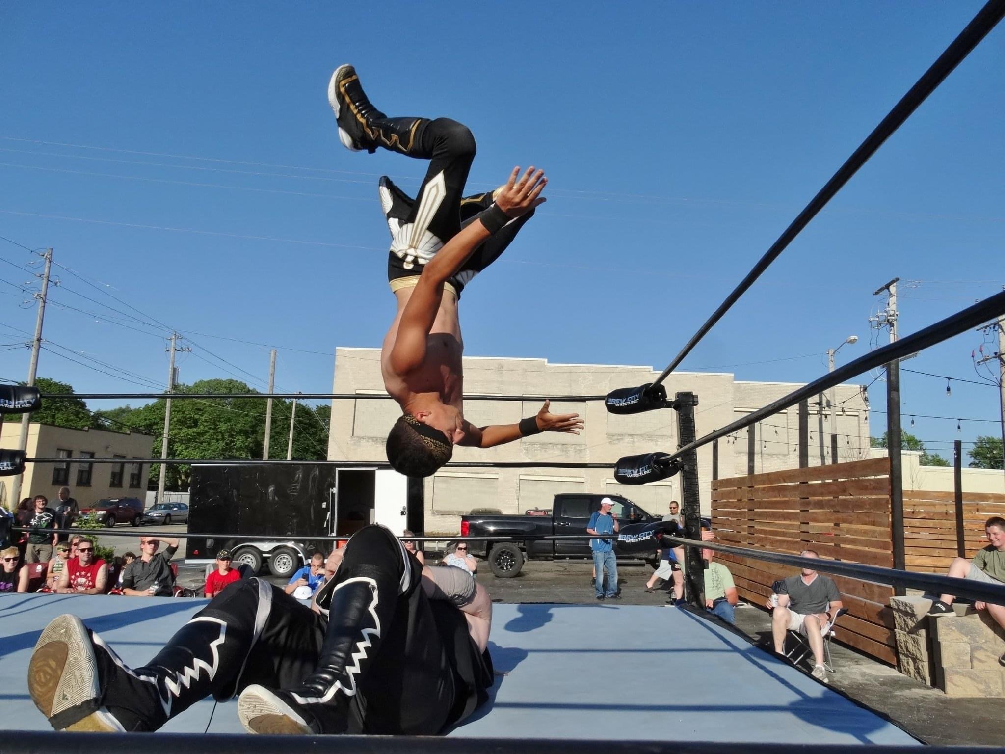 action-flip-outdoor.jpg