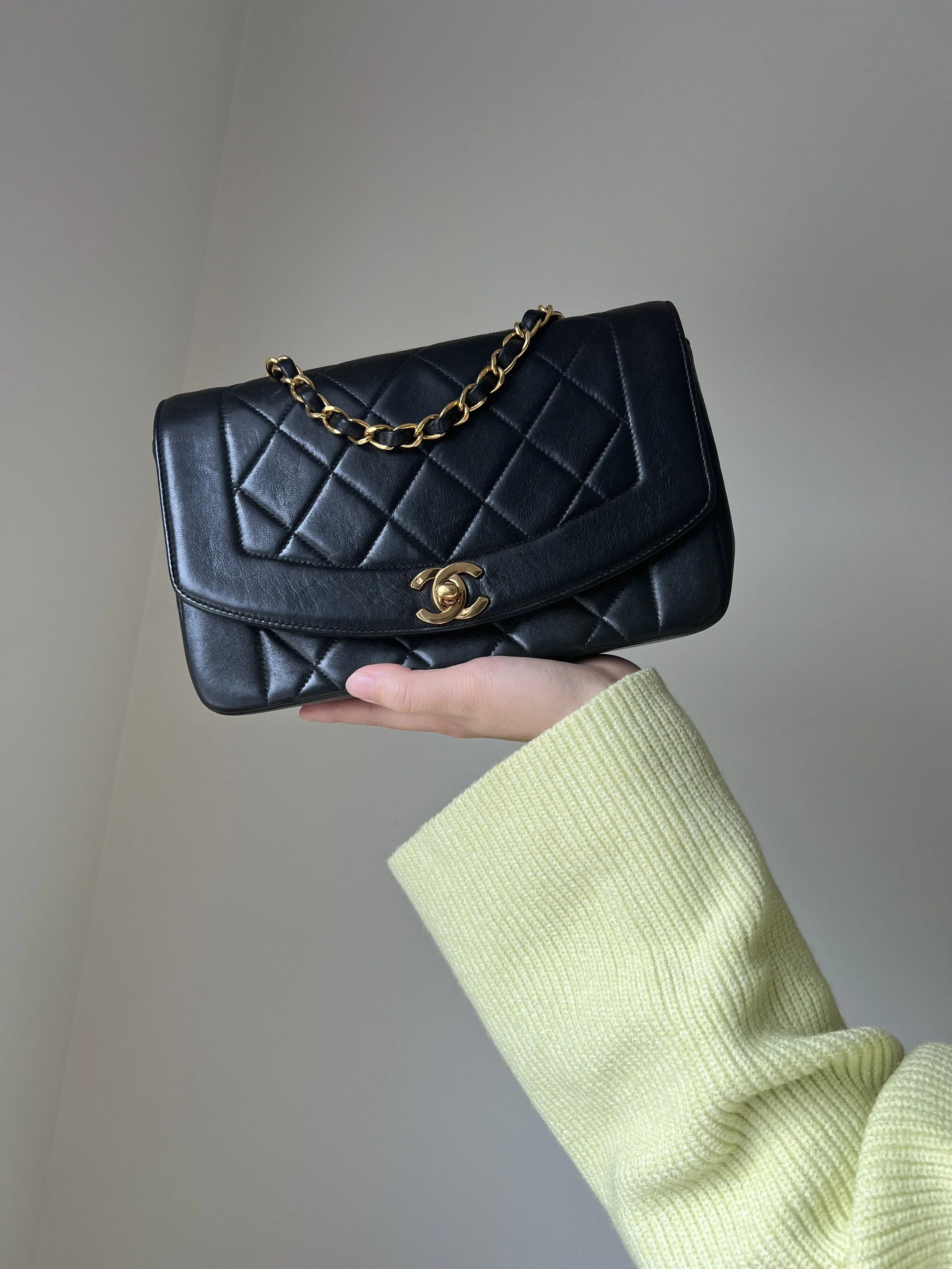 CHANEL Vintage Diana - Small Black Lambskin