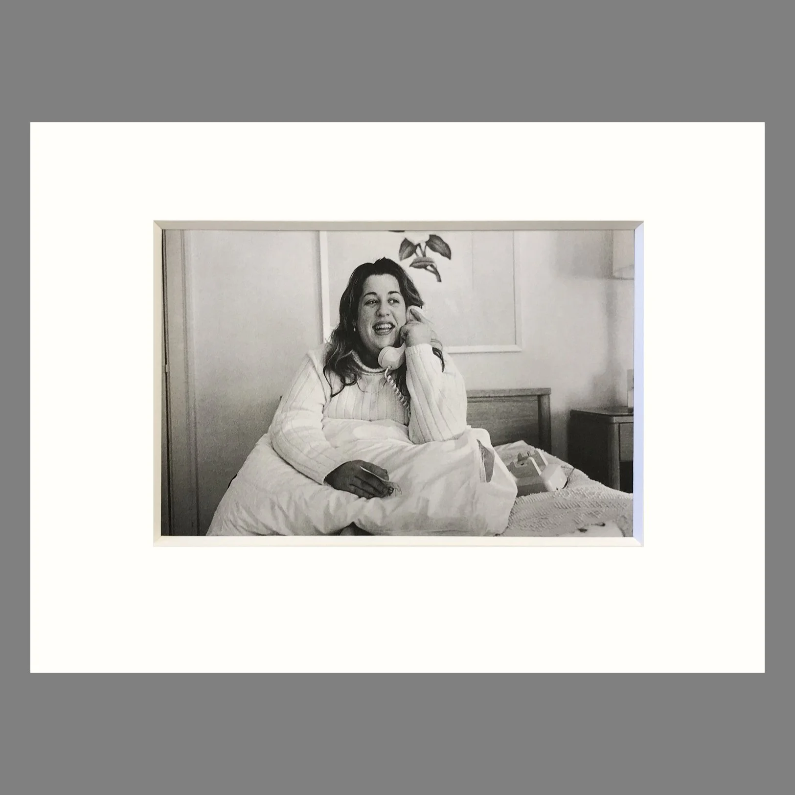 Mama Cass Elliot, Fairmont Hotel, San Francisco, 1967 - Jim Marshall Photographer - Matted Print 9 x 12