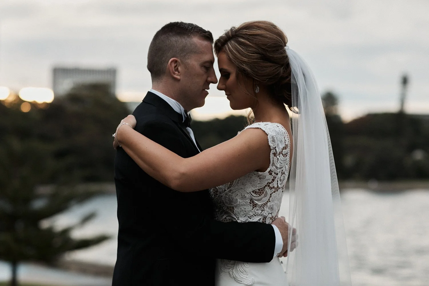 Gold Coast Wedding Photography - Natural & Candid - Paul Skinner Weddings