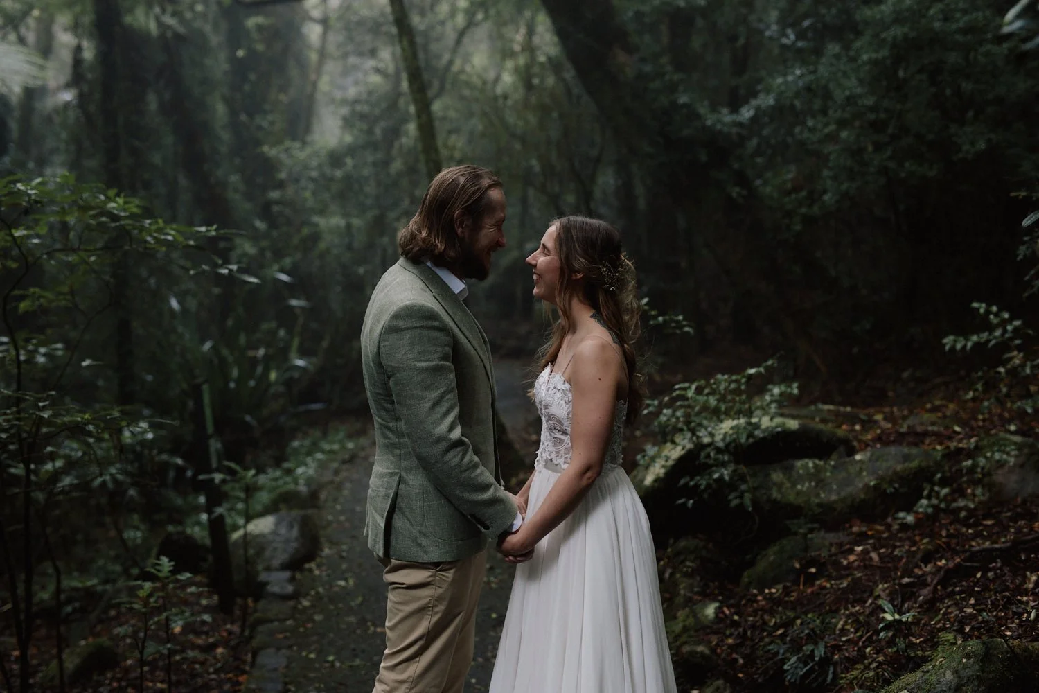 Gold Coast Wedding Photography - Natural & Candid - Paul Skinner Weddings