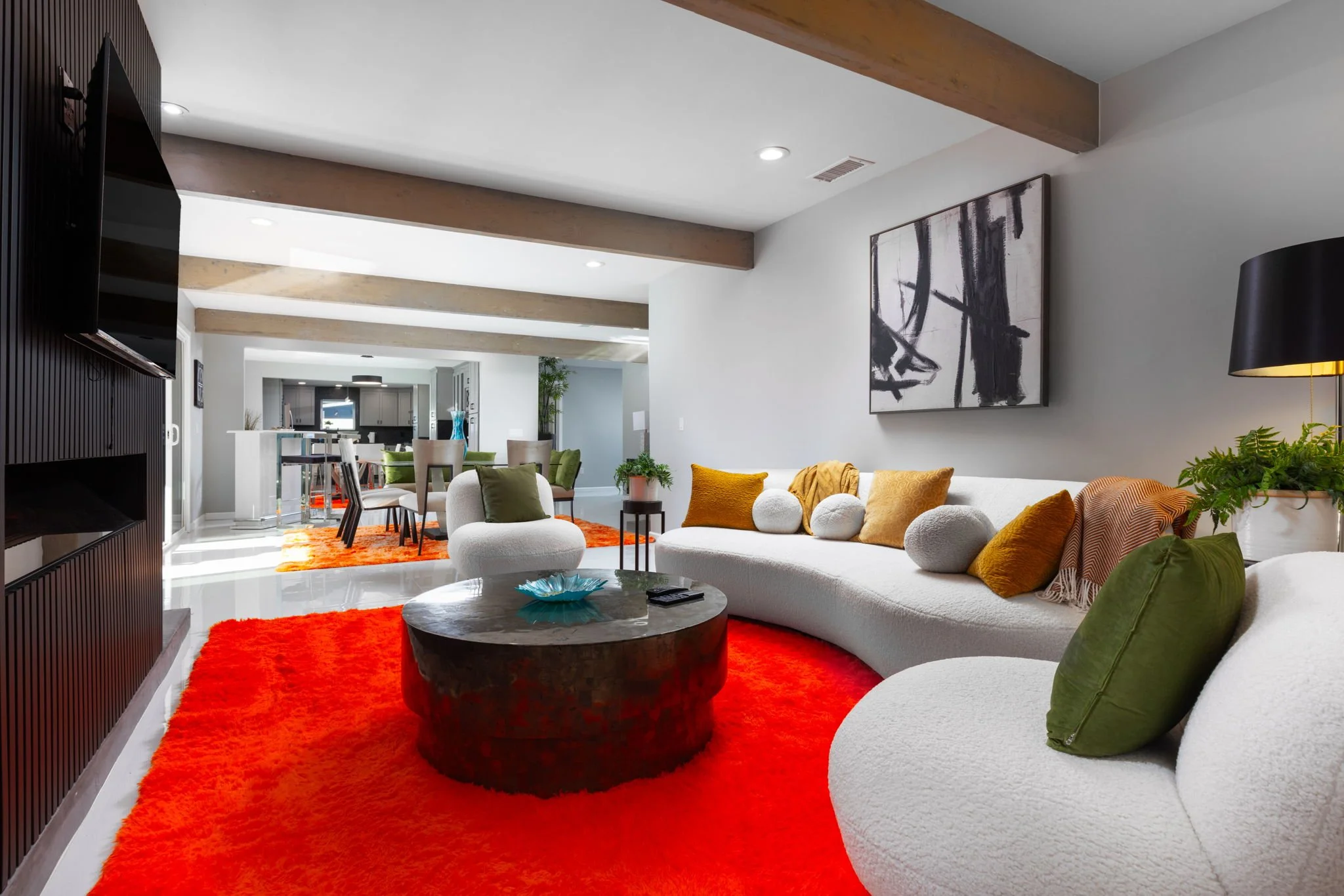 12-web-or-mls-living room.jpg