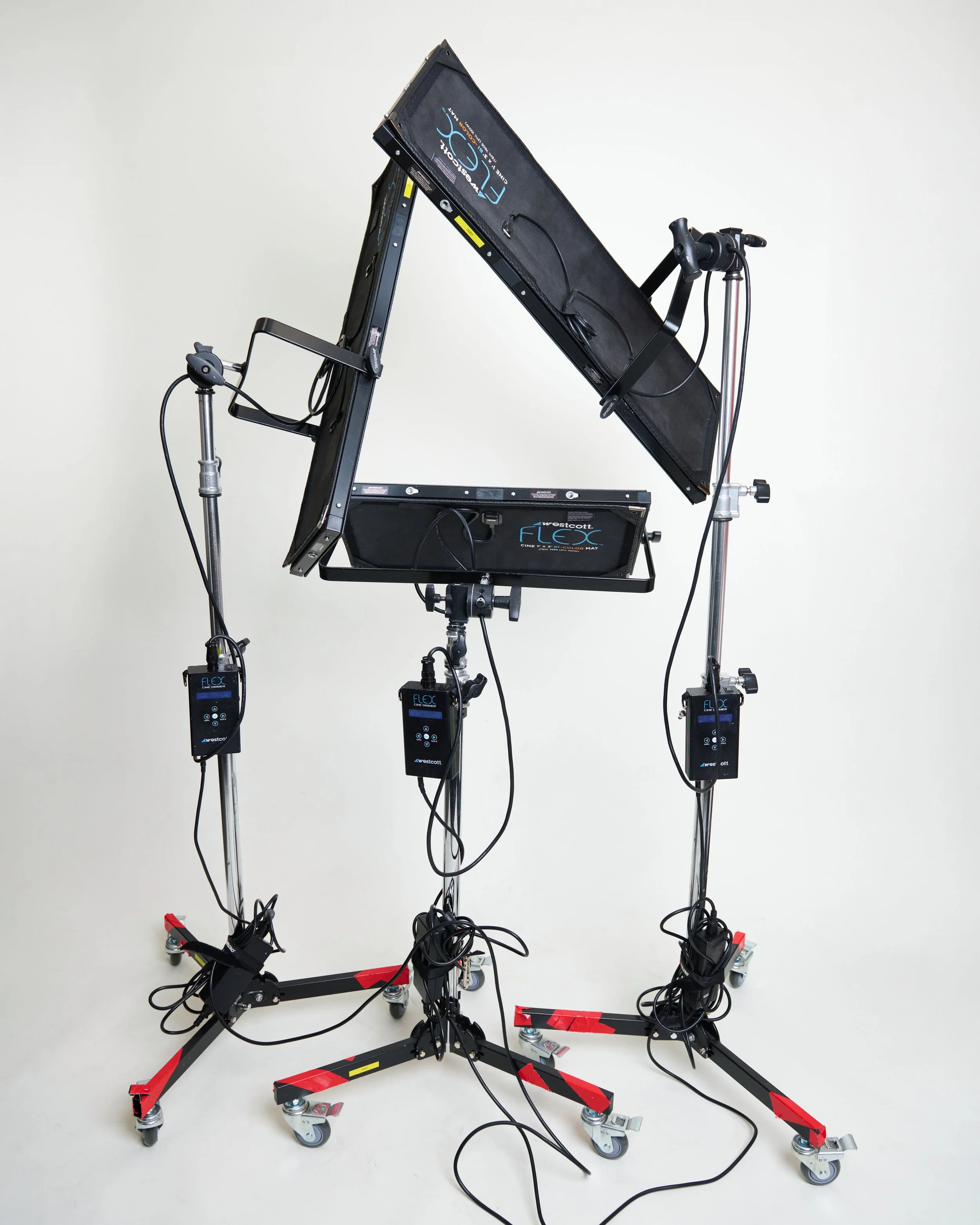 Professional Studio Lighting for Headshot Booth-Pandorica Headshot Studio-Tradeshow