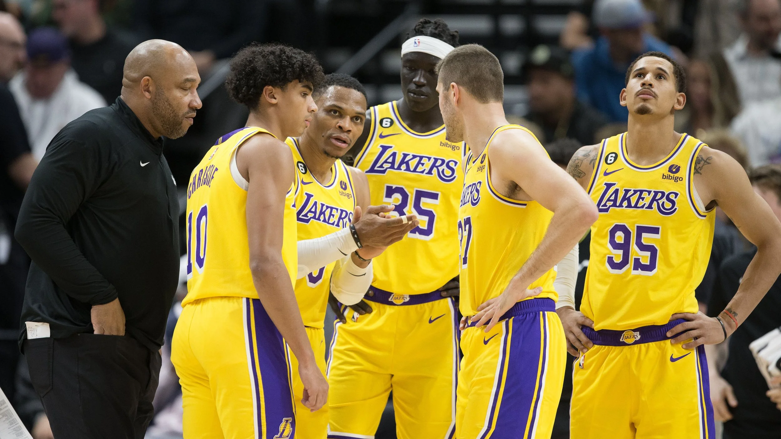 Lakers fall to 2–8 on the season after loss to Jazz.